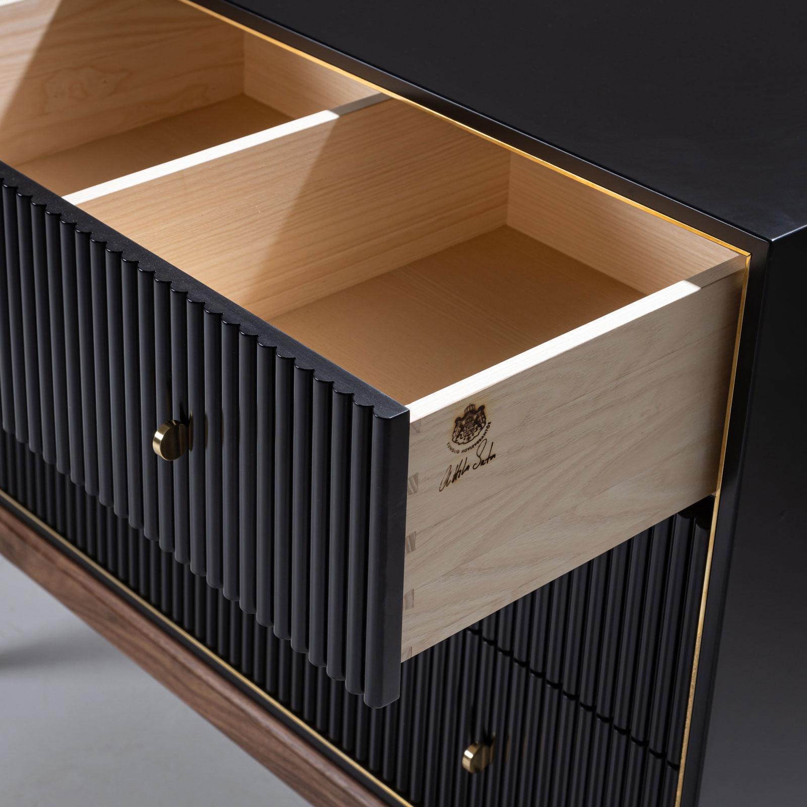 Paire de commodes de Attila Suta, Suède, 2022 en vente 3