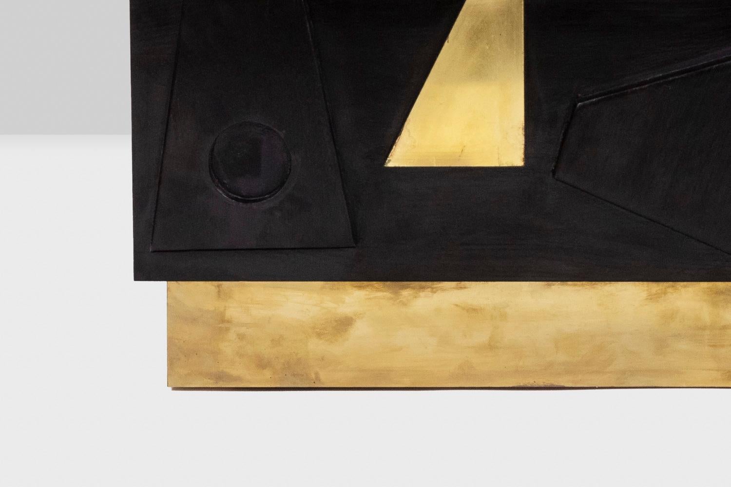 Brass Pair of chests of drawers in lacquered beech and gilded brass. Contemporary work For Sale