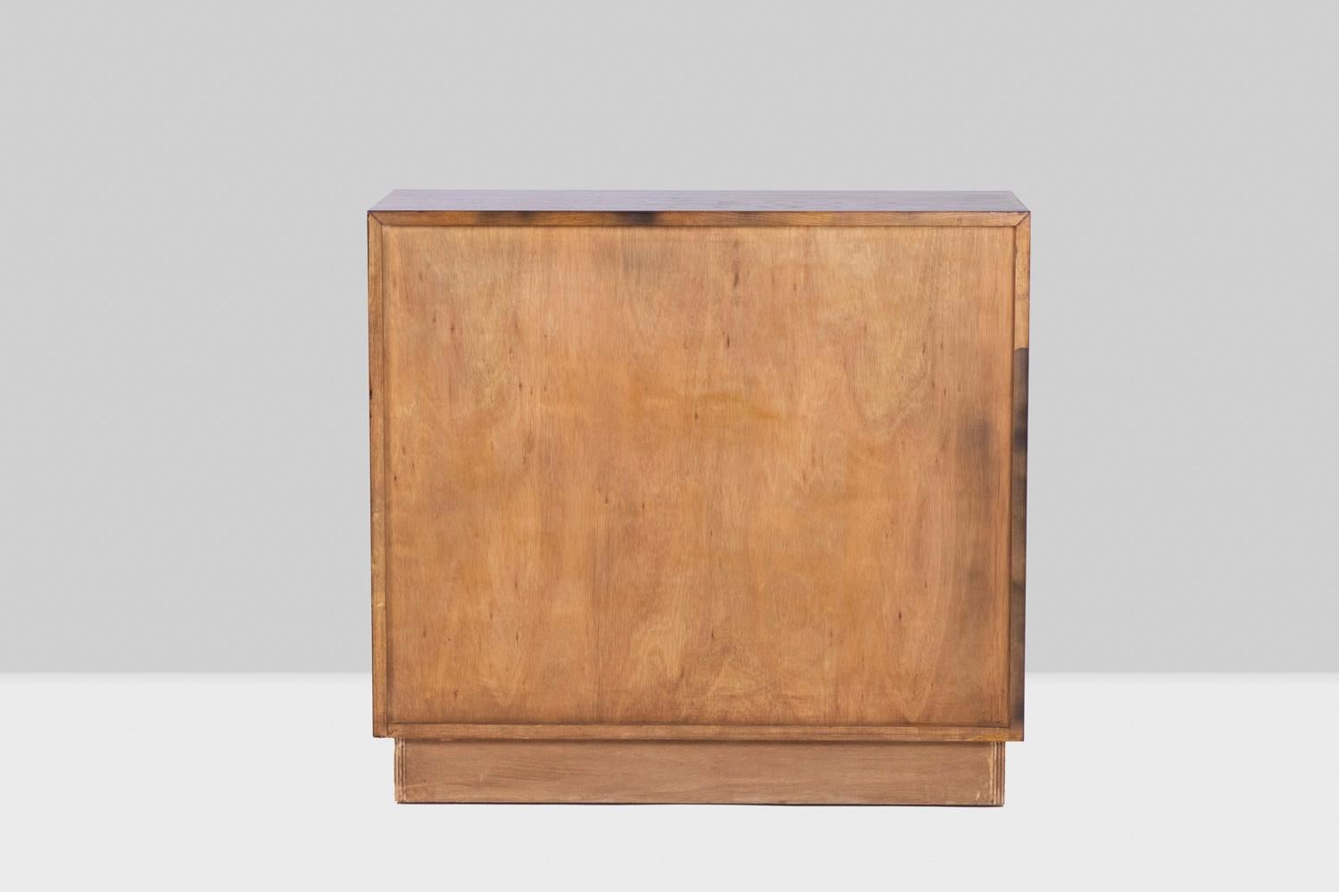 Pair of chests of drawers in lacquered beech and gilded brass. Contemporary work For Sale 2