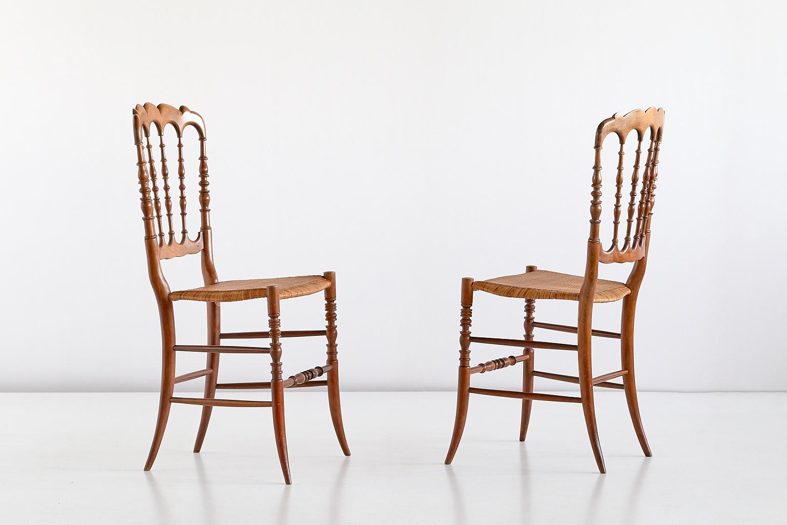 Pair of Chiavari Chairs in Beech and Cane, F.lli Zunino & Rivarola, Italy, 1950s In Good Condition In The Hague, NL