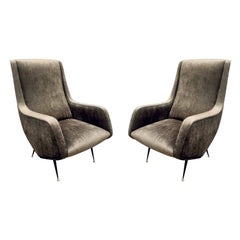 Pair of Chic and Sculptural Italian Lounge Chairs, 1950s