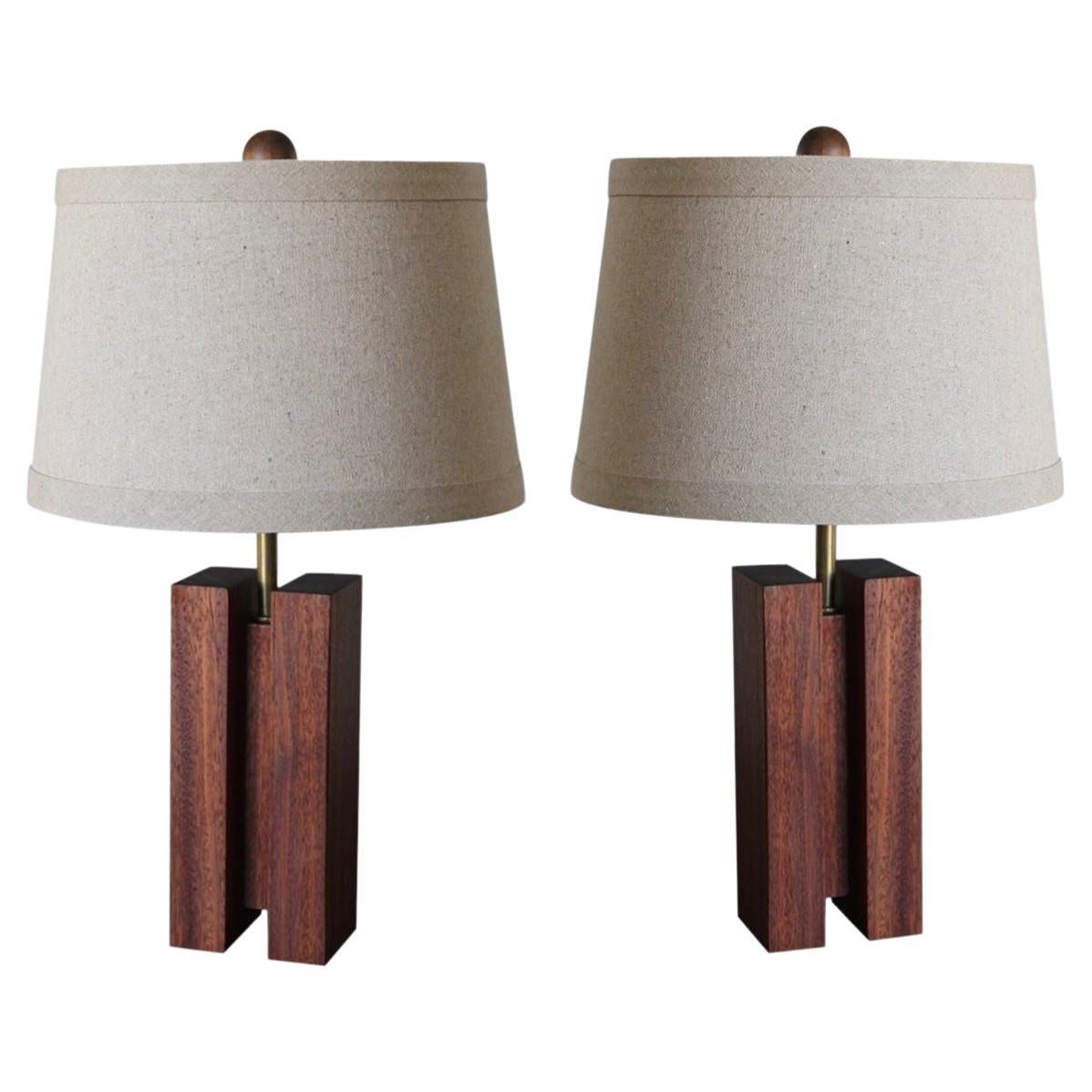 Paire de lampes Chic 'Cubismo' avec abat-jour en lin par Understated Design