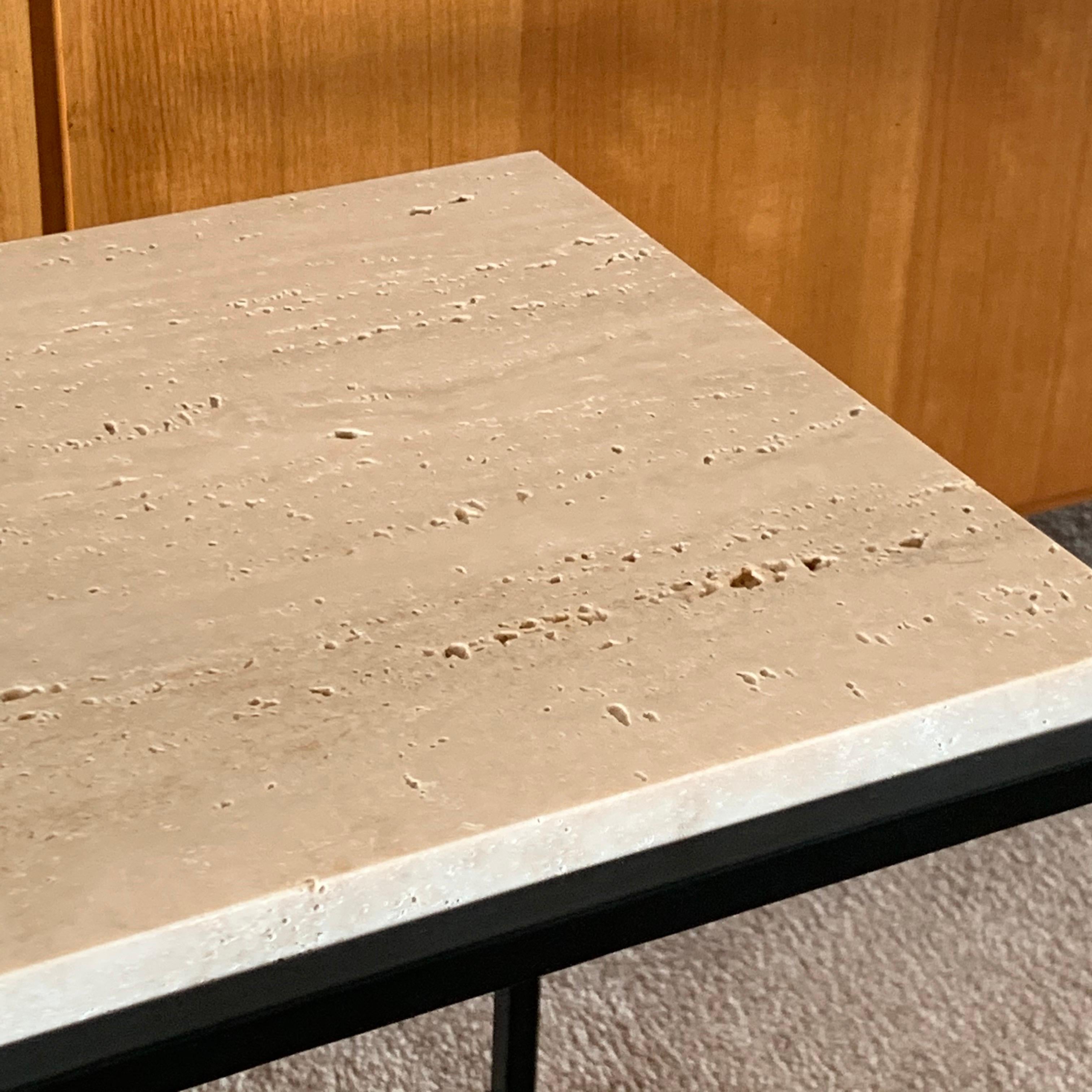 Polished Pair of Chic 'Diagramme' Travertine Drinks Tables by Design Frères For Sale