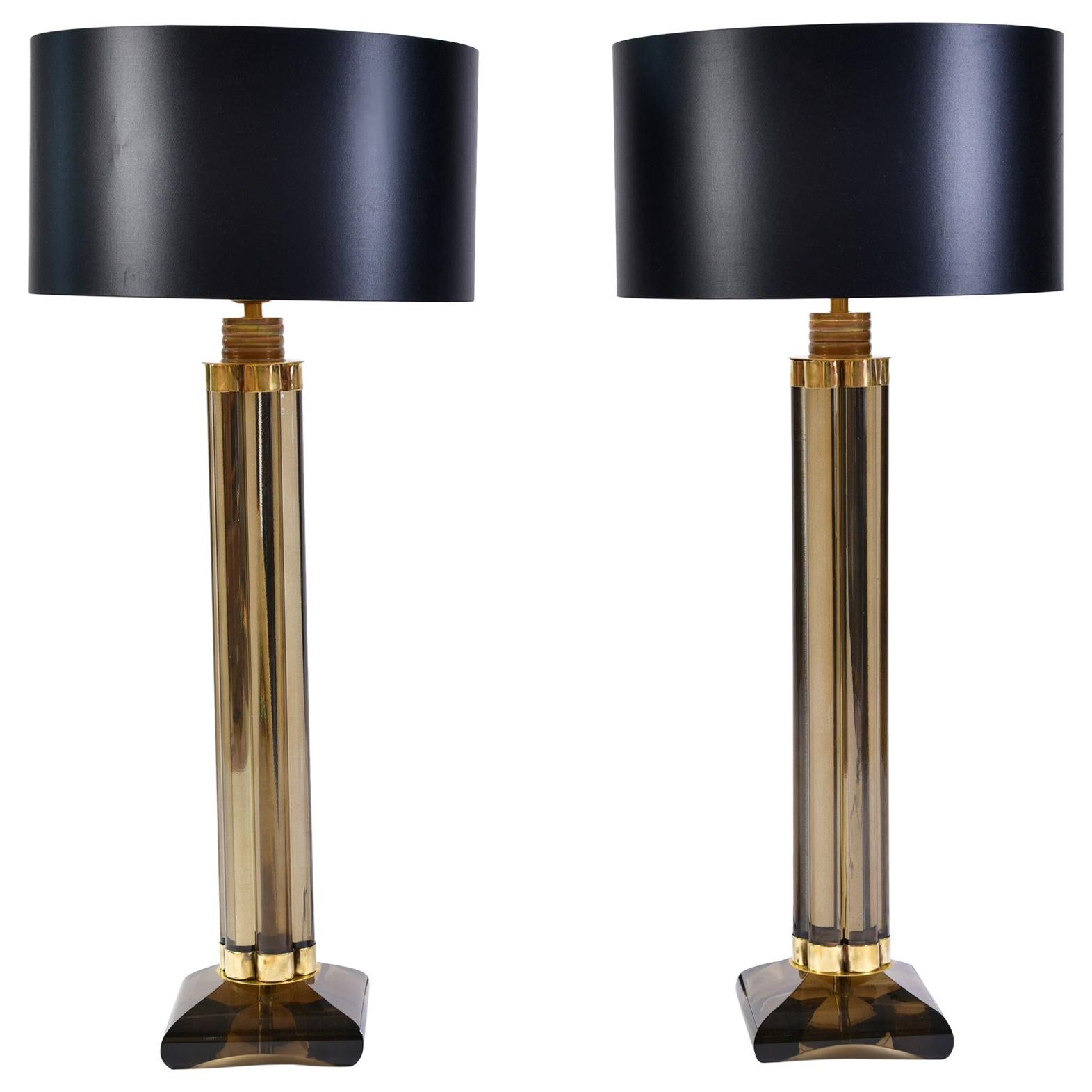 Coppia di eleganti lampade a colonna in vetro fumé e ottone di Murano in vendita 2