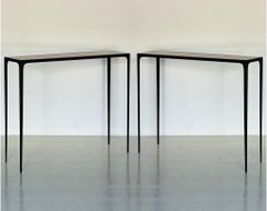 Coppia di console lunghe chic in pergamena 'Esquisse' di Design Frères