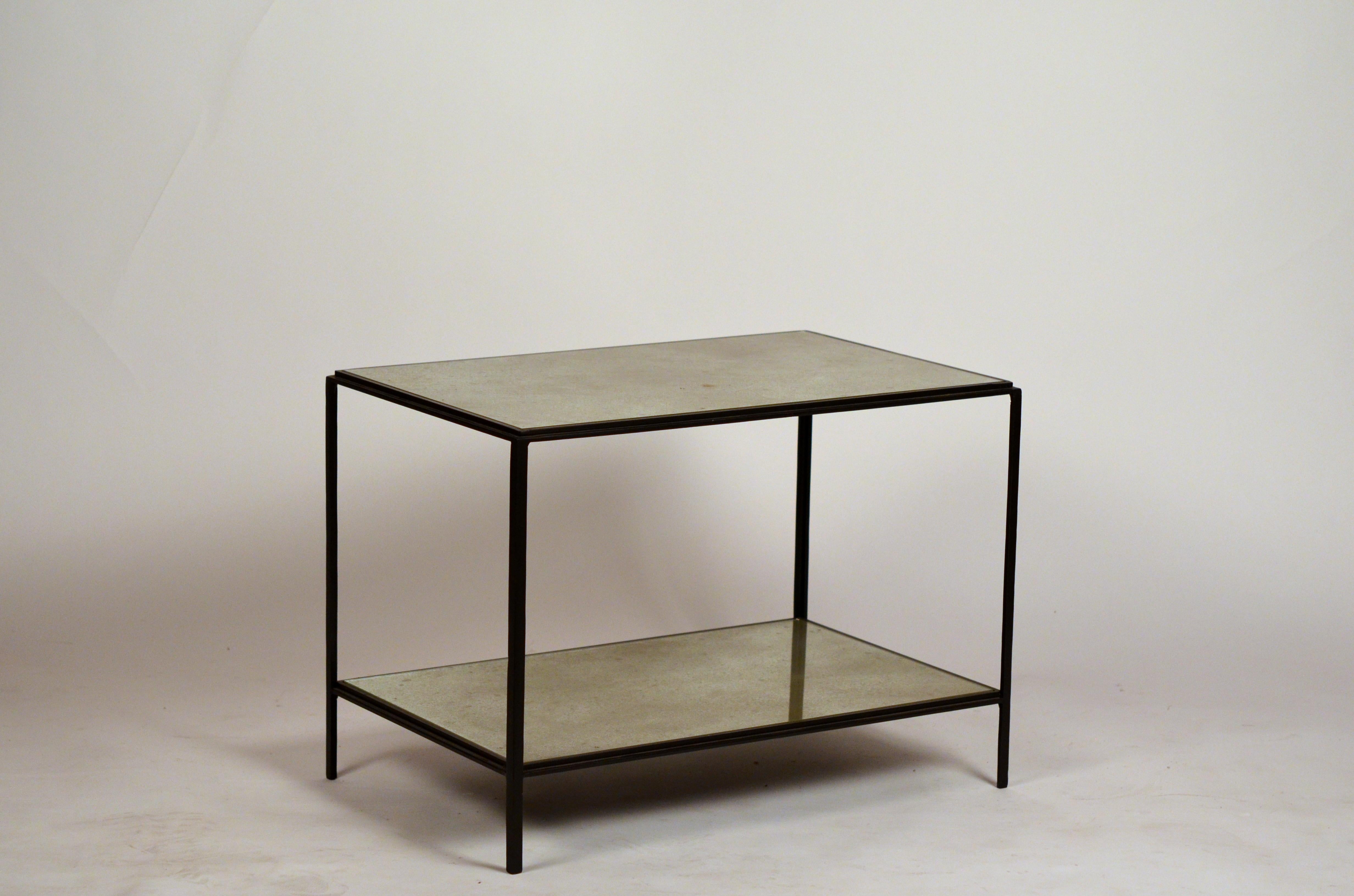 Powder-Coated Pair of Chic 'Rectiligne' Mirrored End Tables by Design Frères For Sale