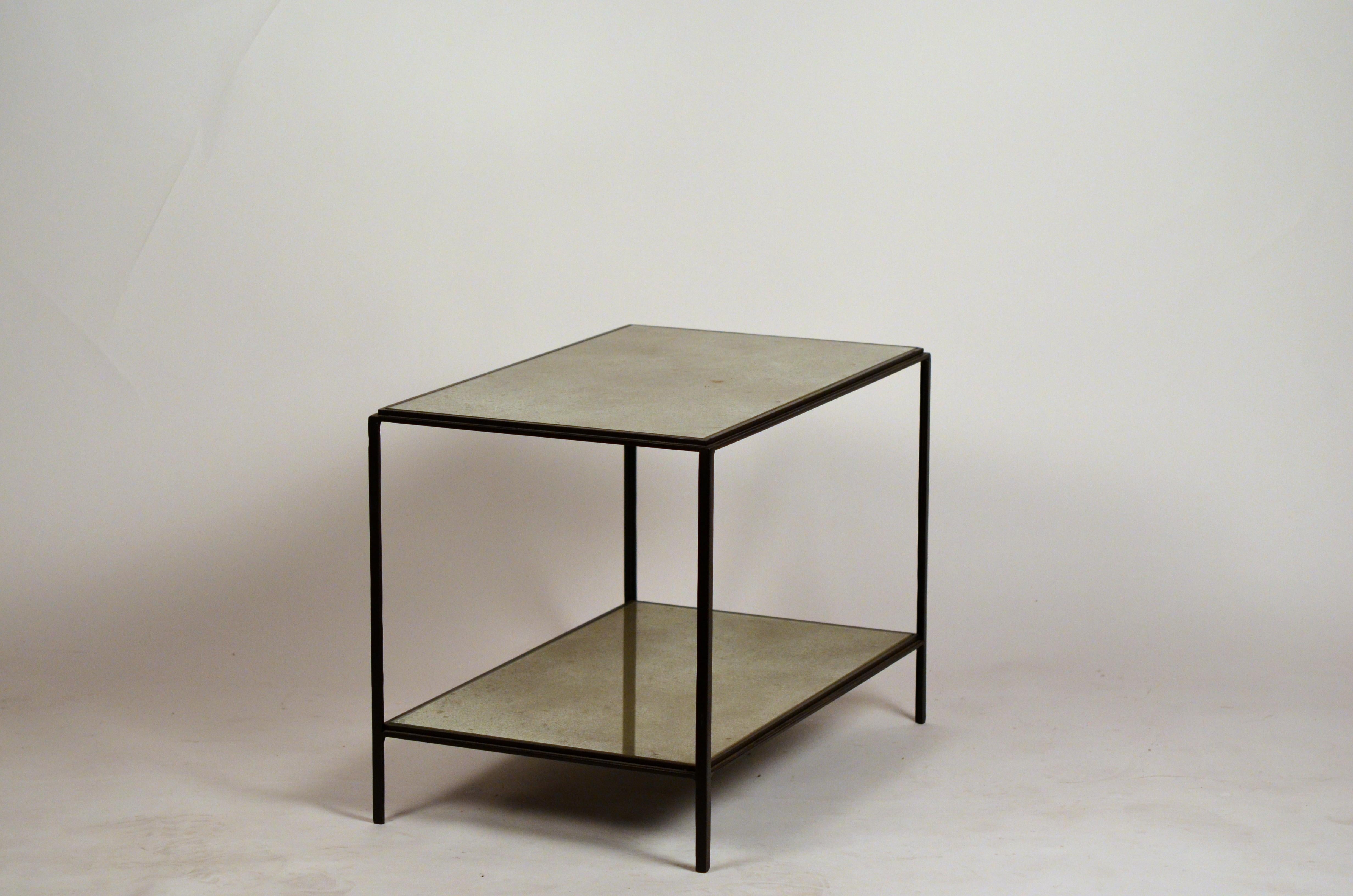 Contemporary Pair of Chic 'Rectiligne' Mirrored End Tables by Design Frères For Sale