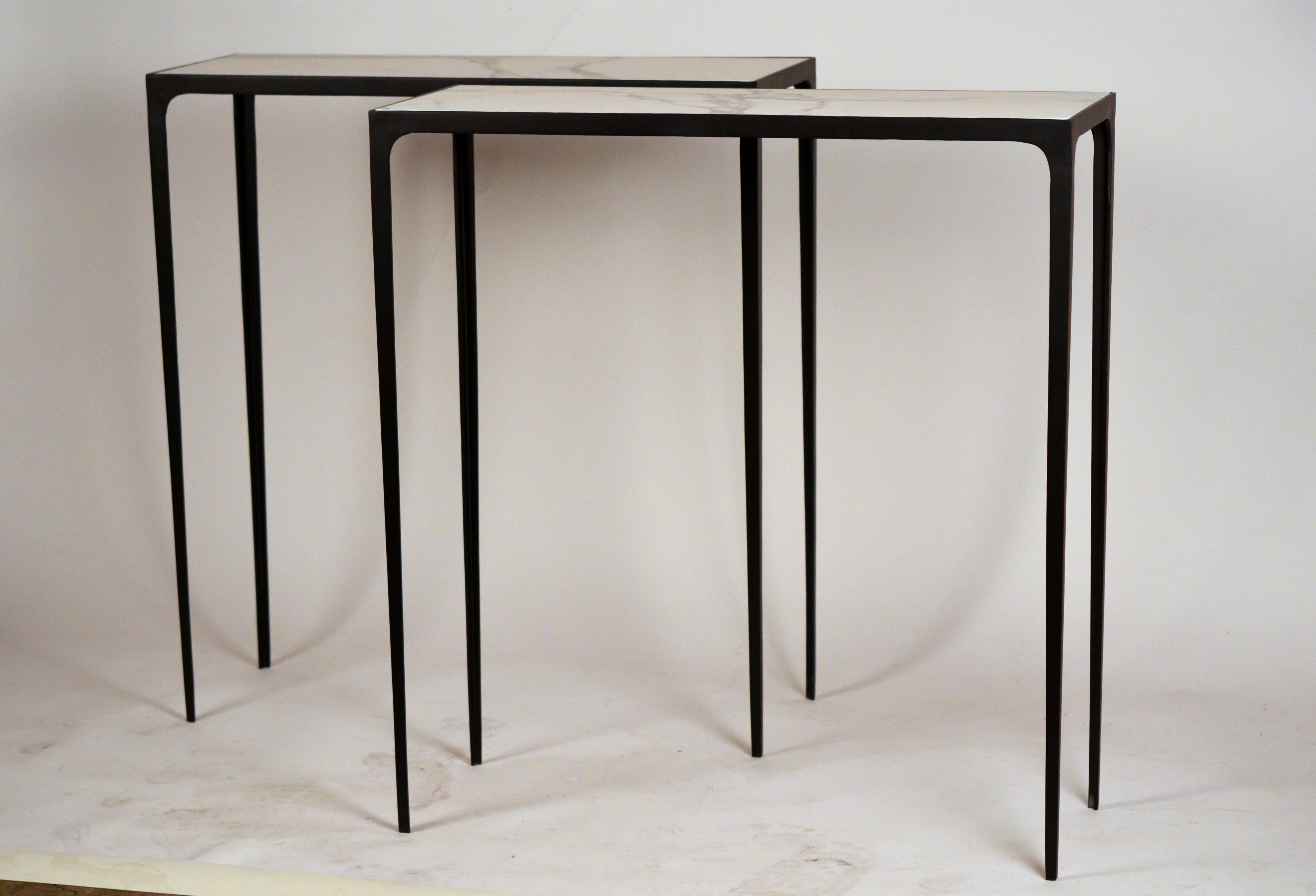 Contemporary Pair of Chic Wrought Iron and Marble 'Esquisse' Consoles by Design Frères For Sale