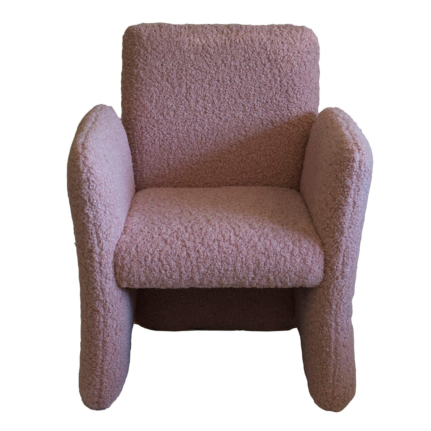 Pair of Chiclet Chairs in Blush Pink Faux Shearling/ Boucle, a pair In Excellent Condition In Wilton, CT