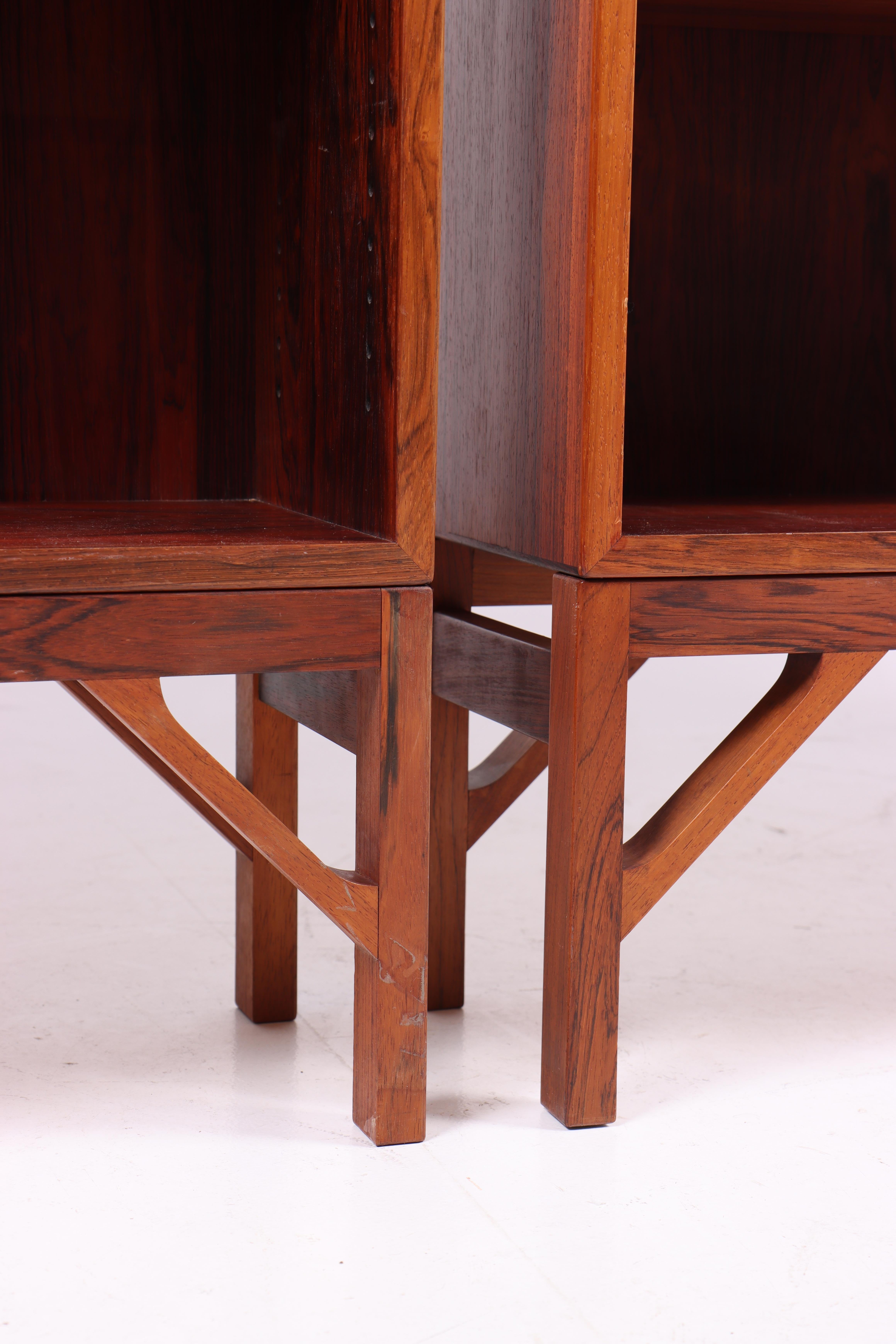 Pair of China Bookcases in Rosewood by Børge Mogensen, Made in Denmark, 1960s In Good Condition For Sale In Lejre, DK