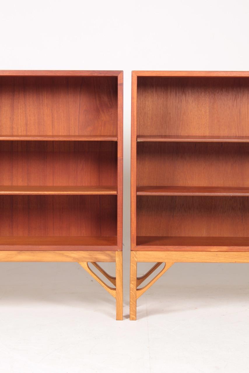 Scandinavian Modern Pair of China Bookcases in Teak & Oak by Børge Mogensen, Made in Denmark, 1960s