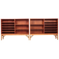 Pair of China Bookcases in Teak & Oak by Børge Mogensen, Made in Denmark, 1960s