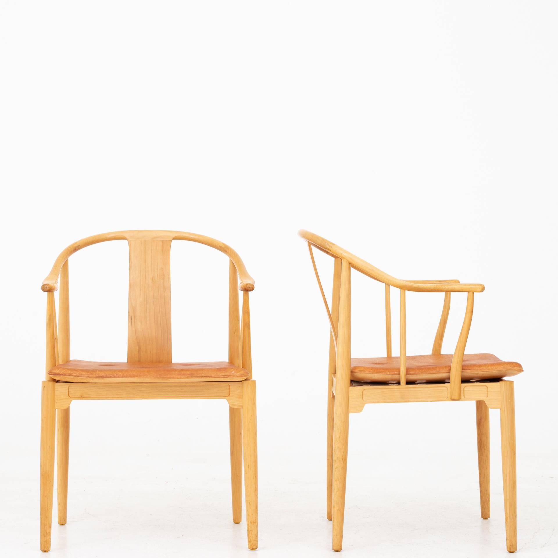 Pair of China Chairs by Hans J. Wegner 2