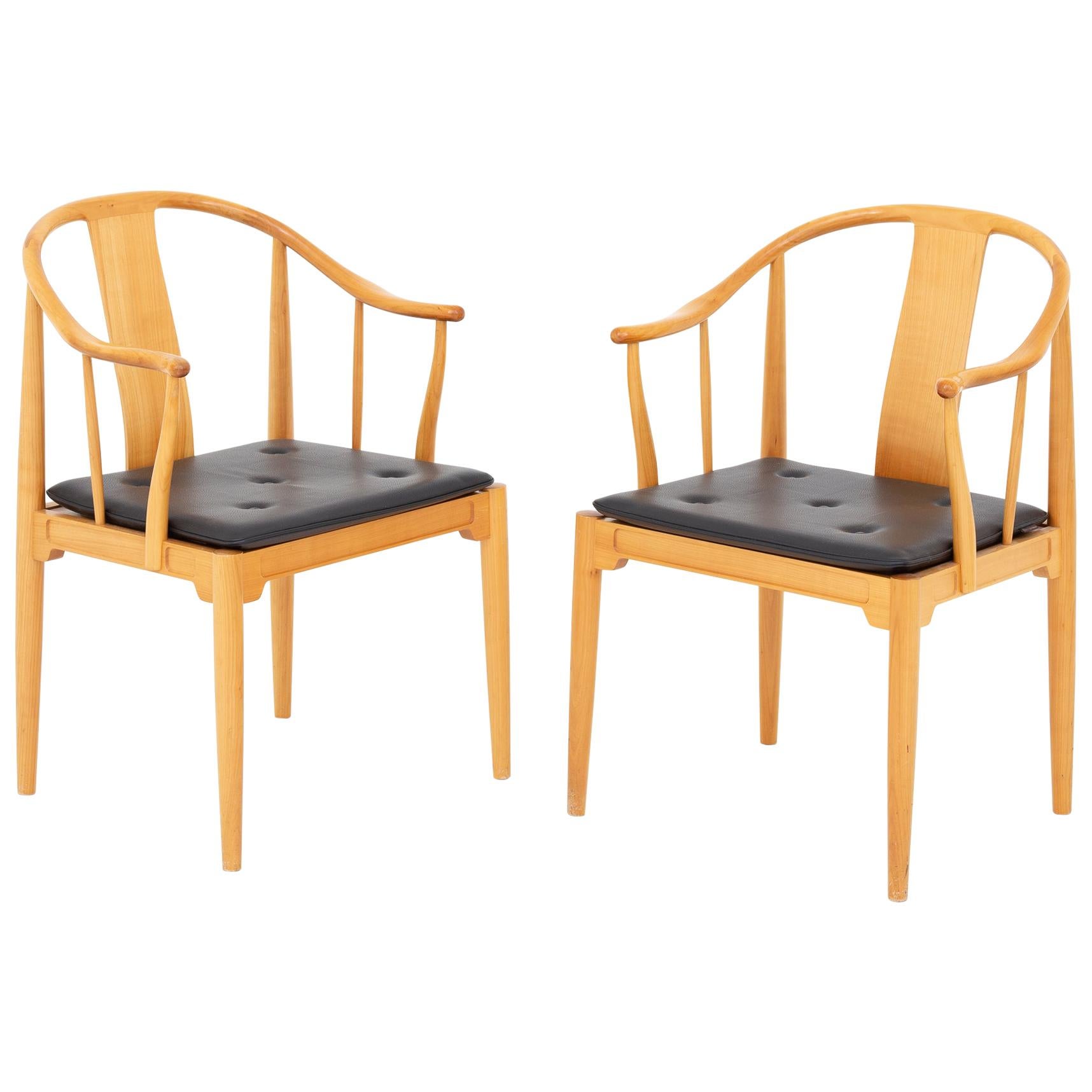 Pair of China Chairs by Hans J. Wegner at 1stDibs