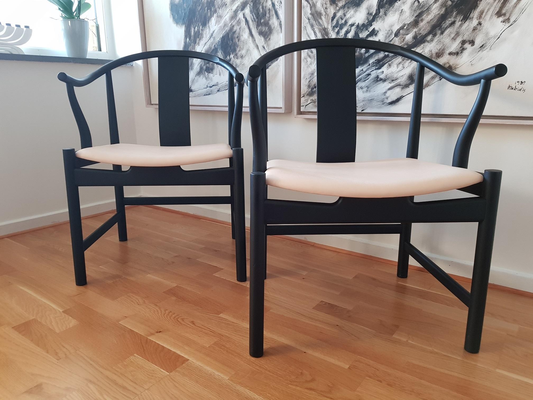 Scandinavian Modern Pair of China Chairs PP56 Personal Edition by Hans J. Wegner for PP Mobler For Sale