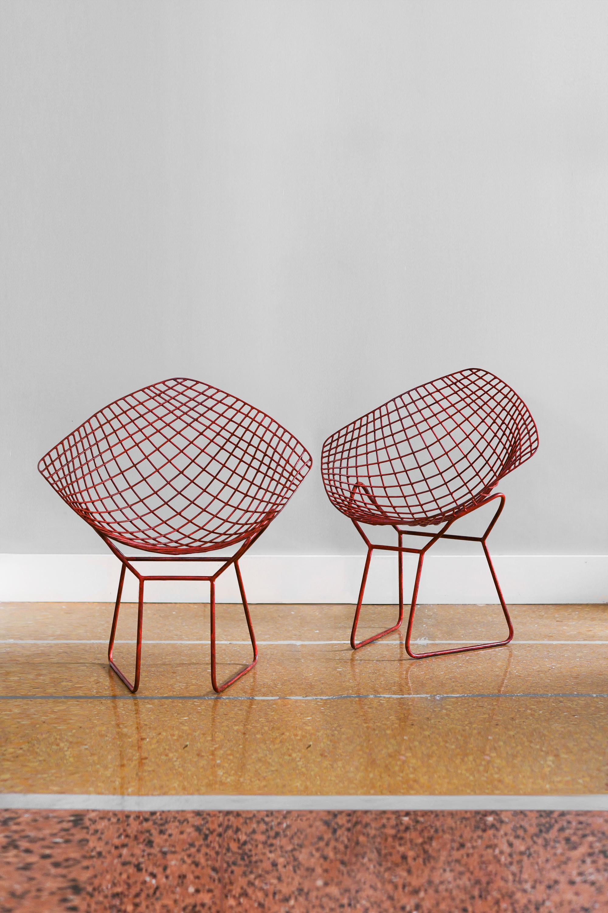 Pair of China red lacquered “Diamond” chairs by Harry Bertoia.
Production: Knoll, 1950s
Dimensions: 90 W x 70 H x 74 D cm
Sold as set of 2.