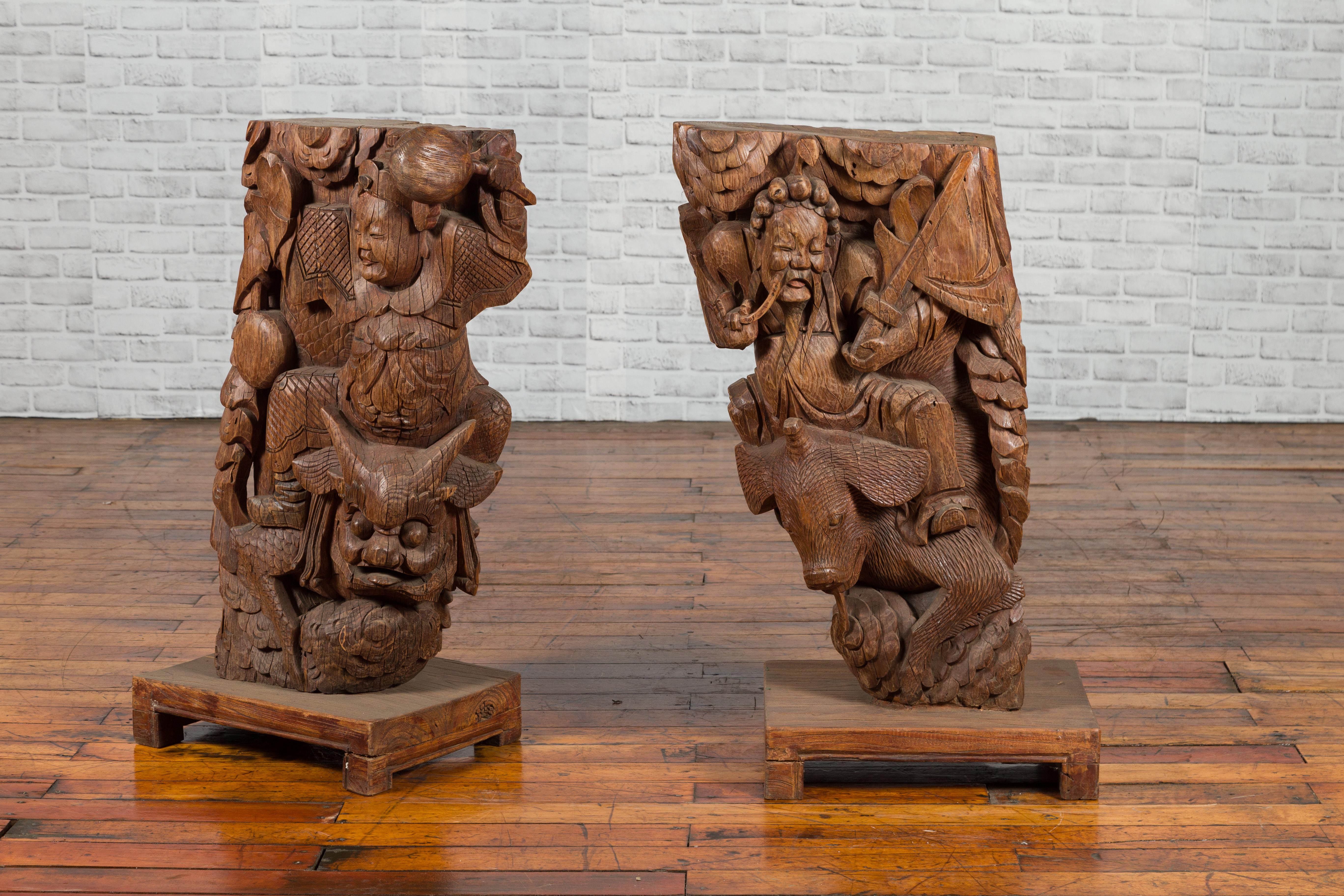 Pair of Chinese 19th Century Hand Carved Wooden Temple Corbels with Warriors For Sale 6