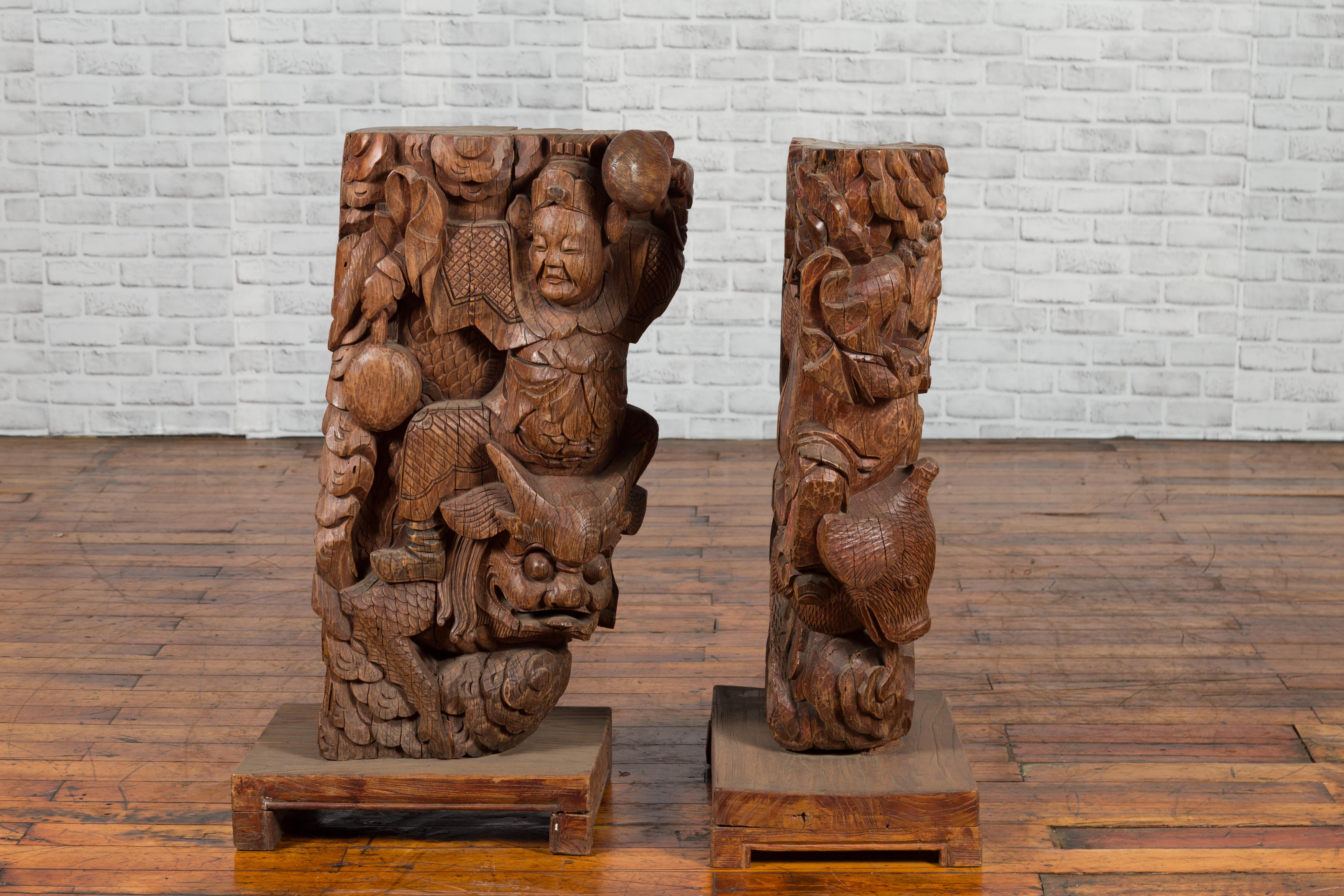 Pair of Chinese 19th Century Hand Carved Wooden Temple Corbels with Warriors For Sale 8
