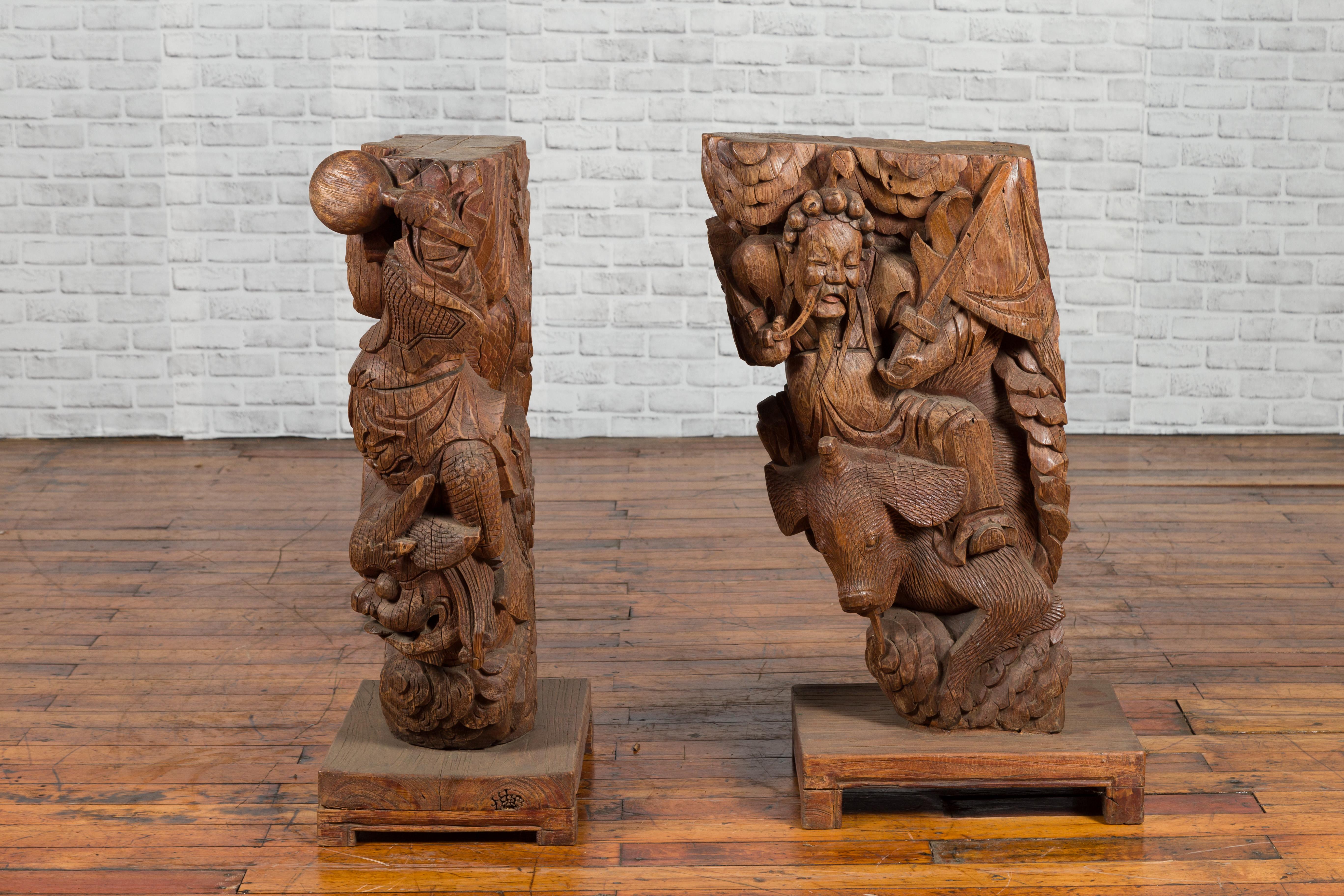 Pair of Chinese 19th Century Hand Carved Wooden Temple Corbels with Warriors For Sale 11
