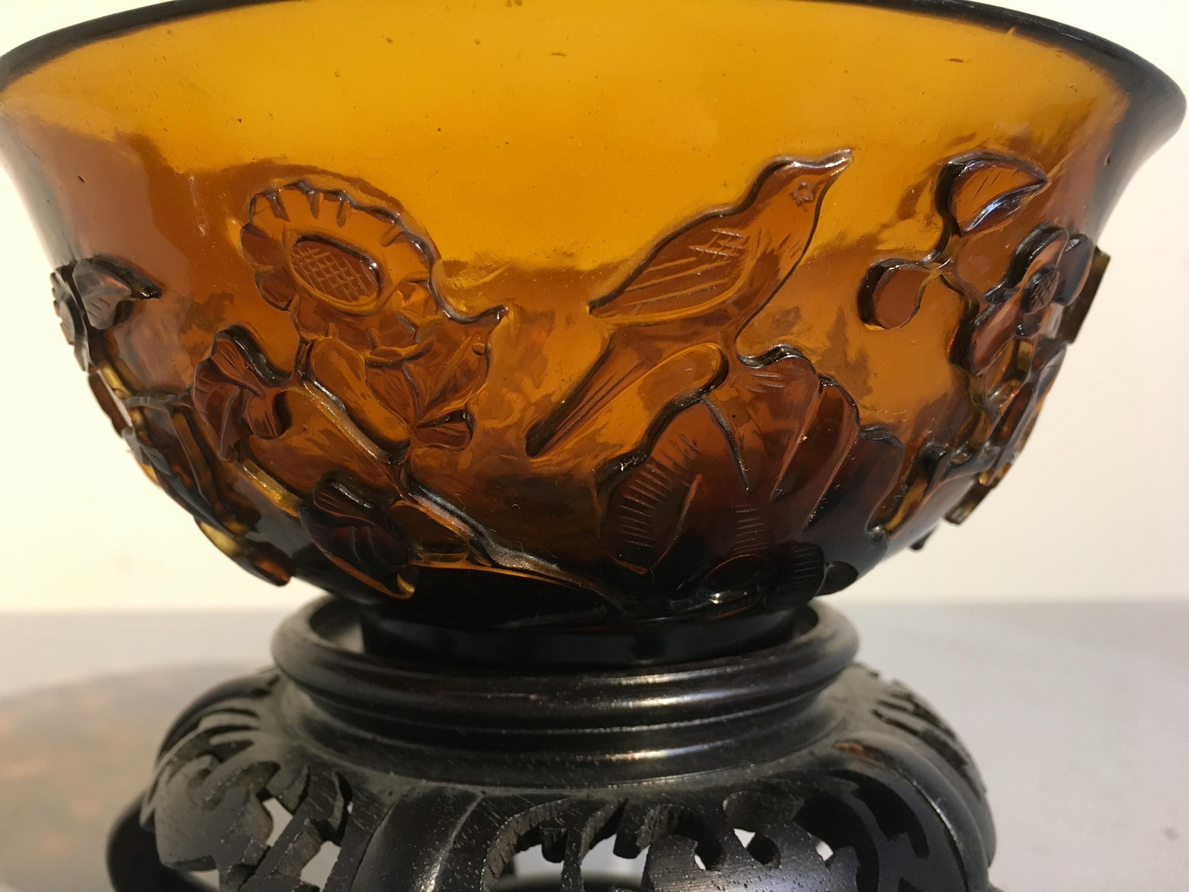 Hand-Carved Pair of Chinese Amber Peking Glass Carved Bowls, Qing Dynasty, Late 19th Century For Sale