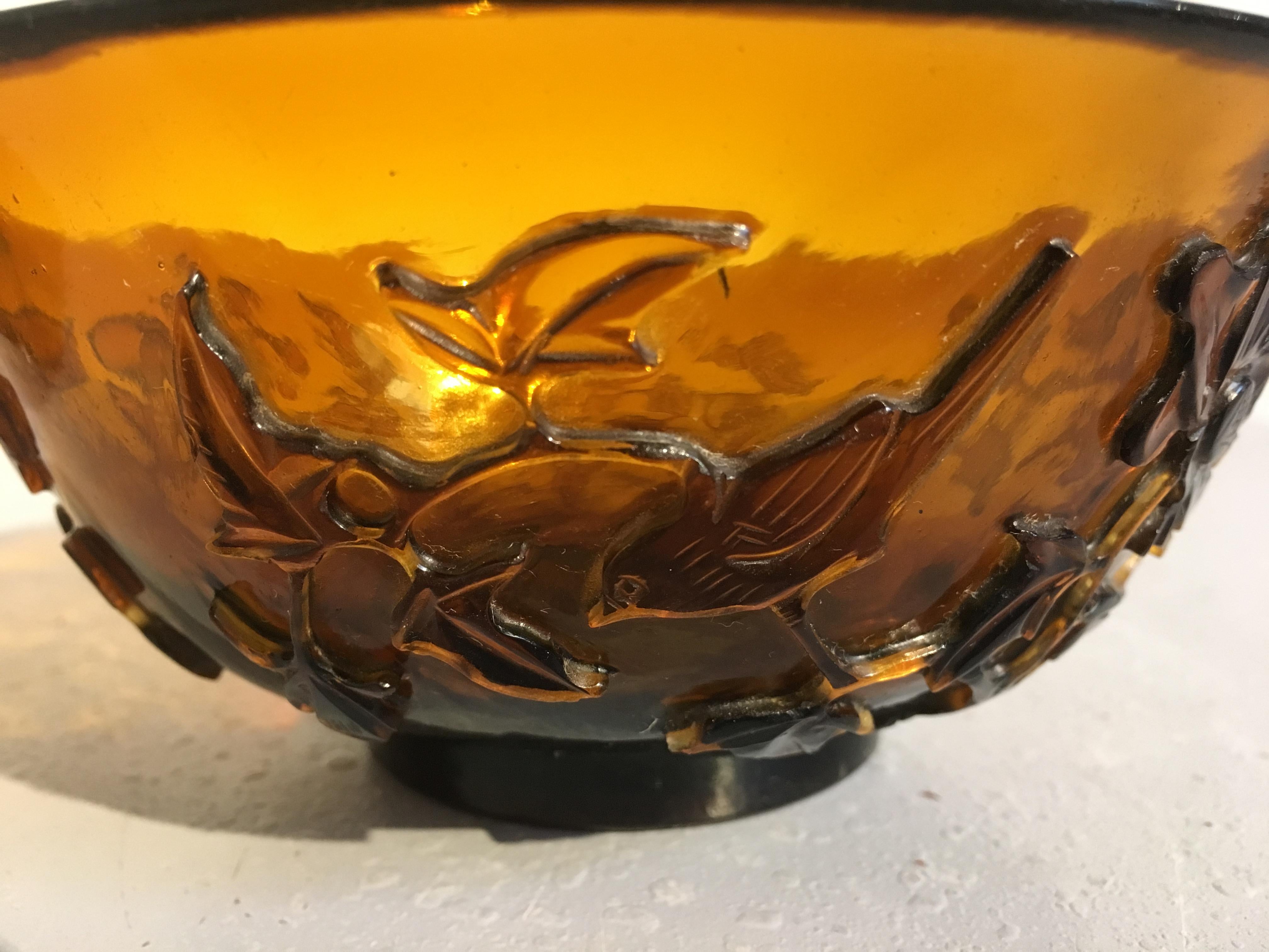 Pair of Chinese Amber Peking Glass Carved Bowls, Qing Dynasty, Late 19th Century In Good Condition For Sale In Austin, TX