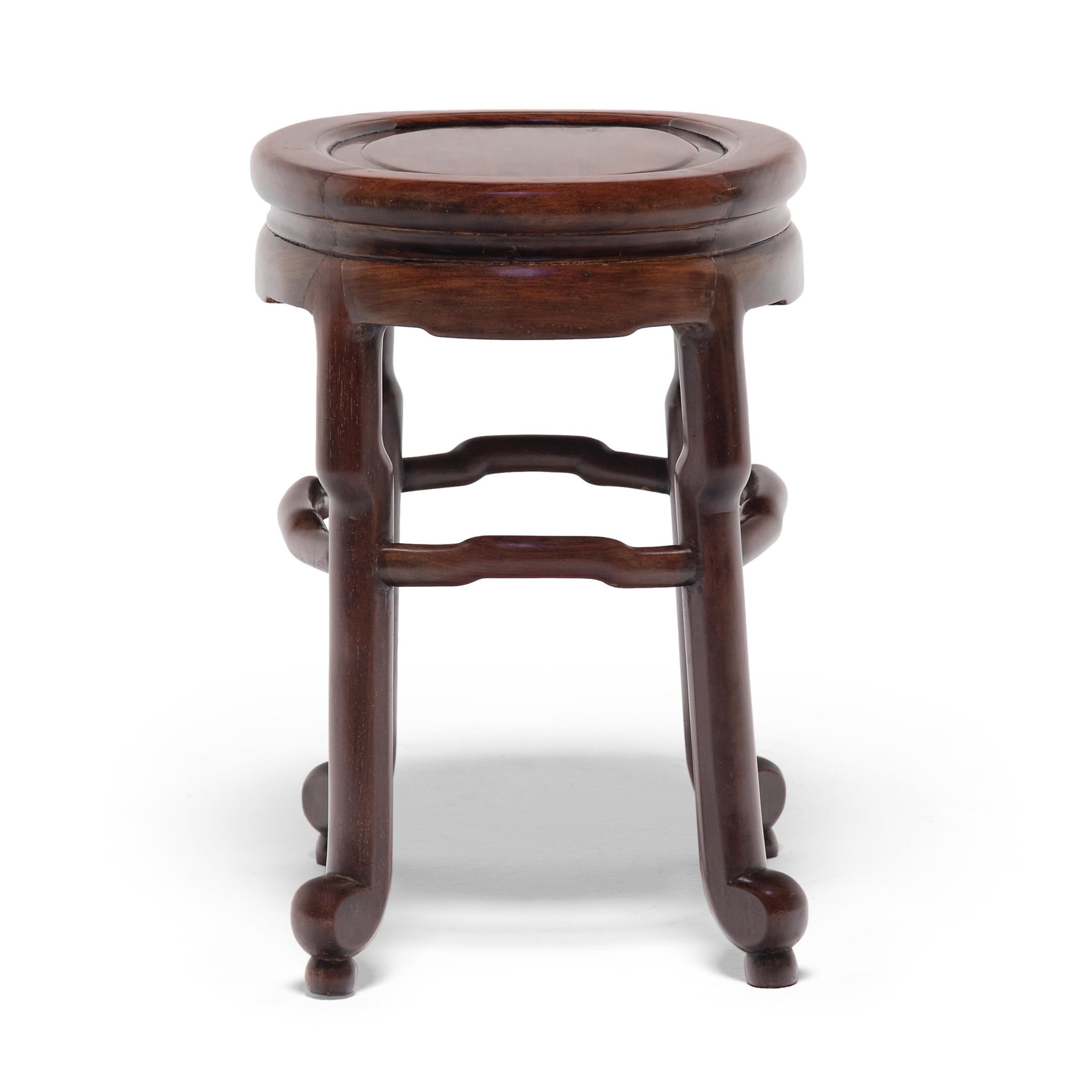 Pair of Chinese Art Deco Oval Stools, c. 1900 In Good Condition In Chicago, IL