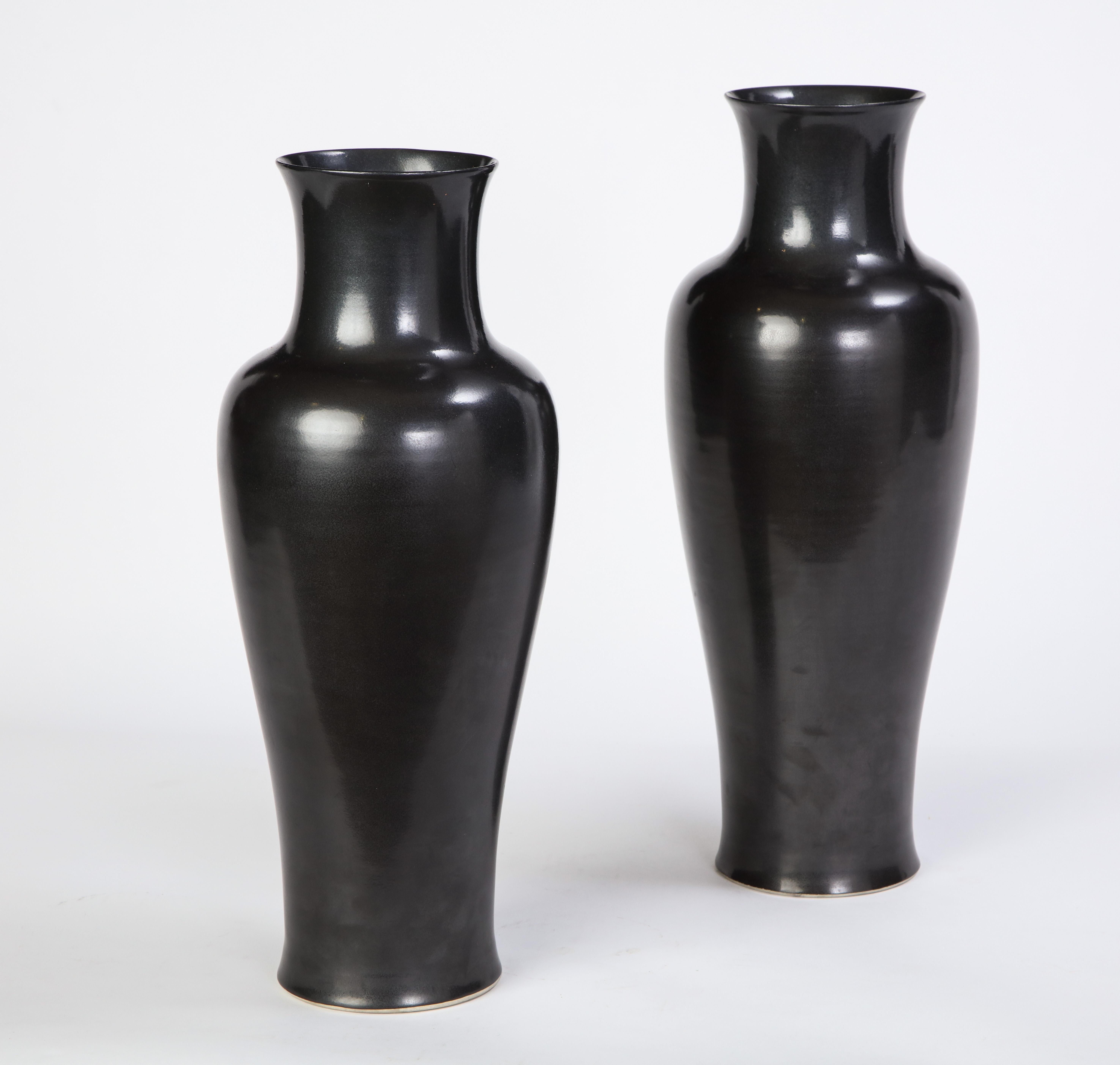 Pair of Chinese Black Glazed Vases, Modern 2