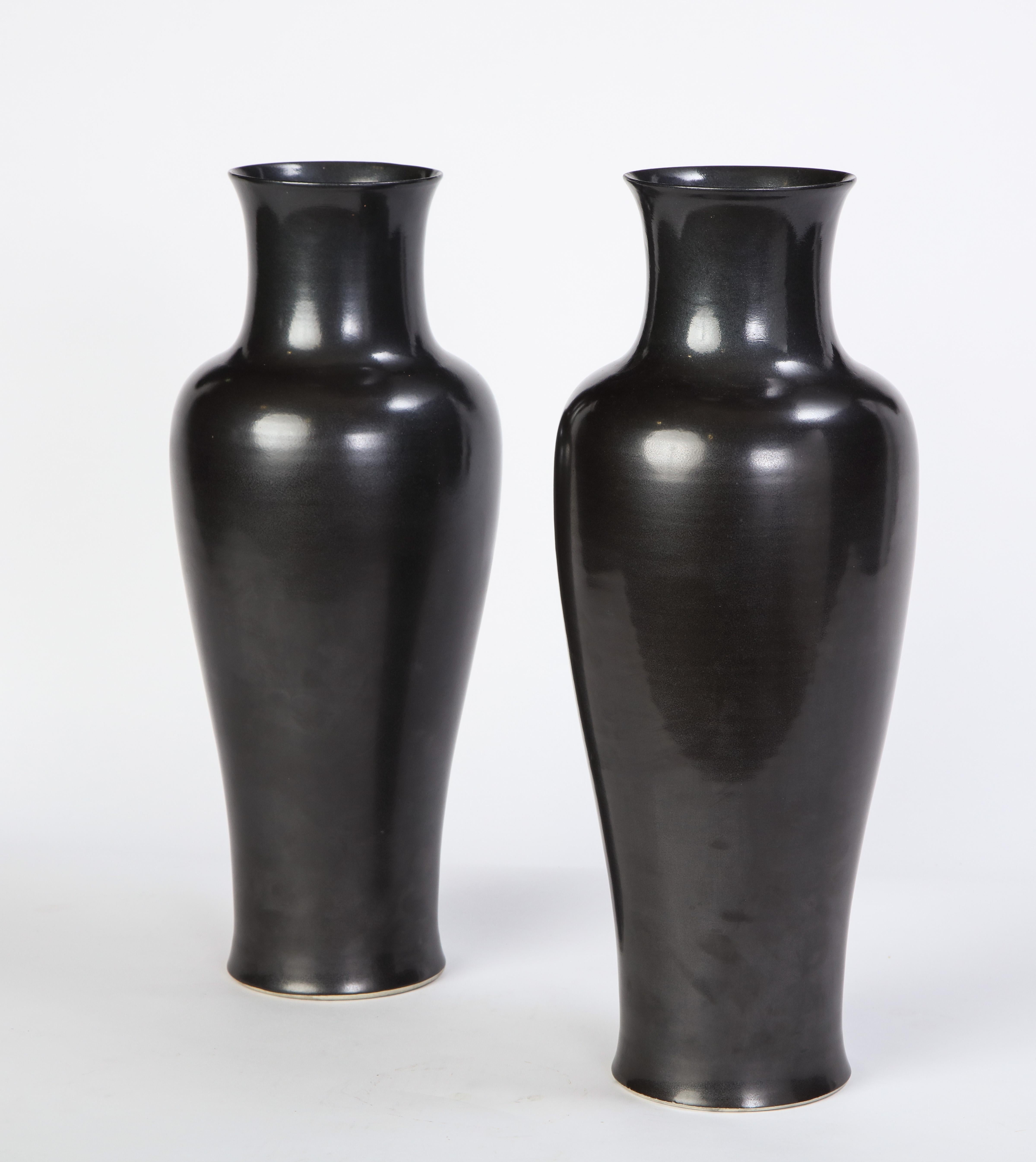Pair of Chinese Black Glazed Vases, Modern 5