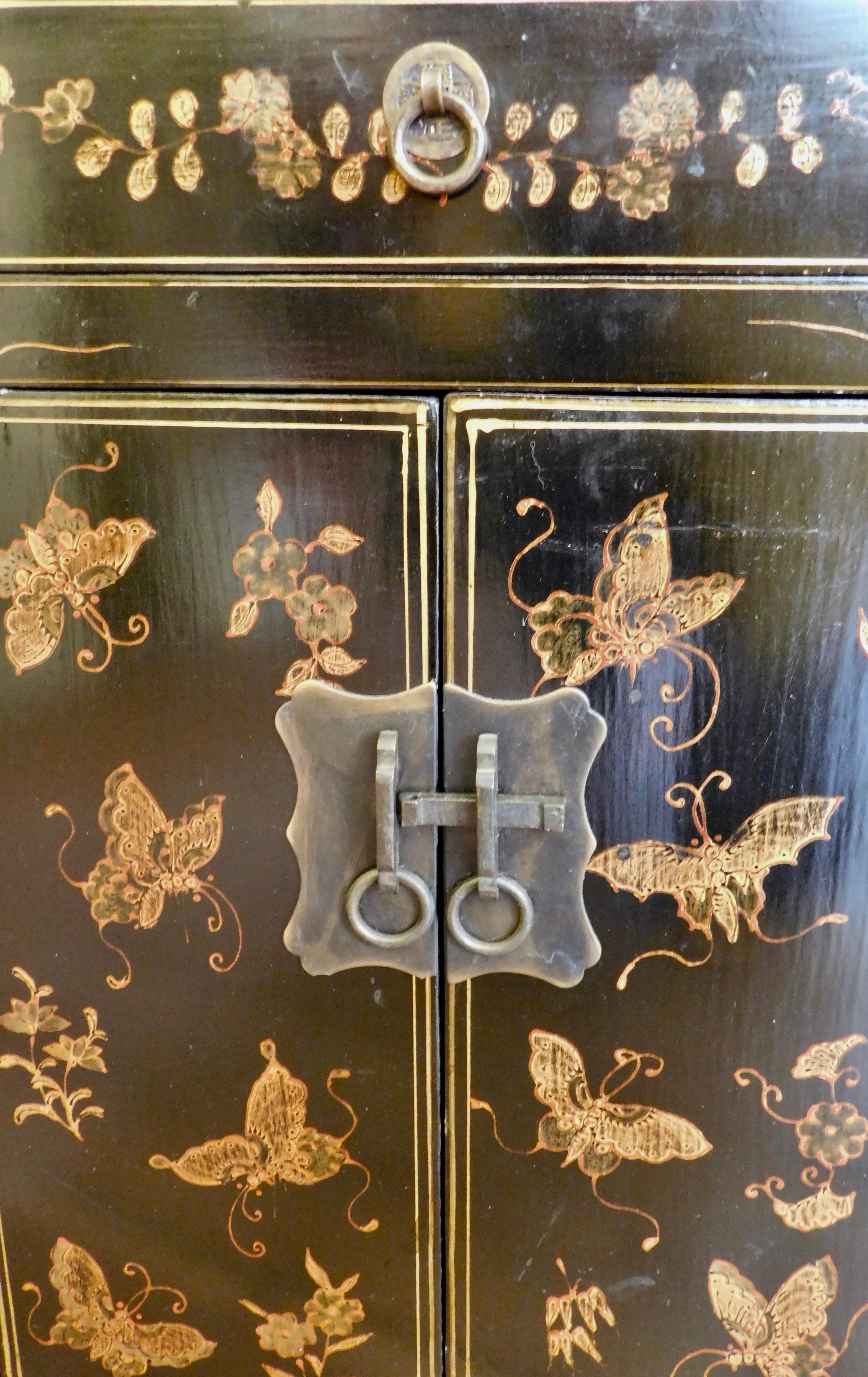 chinoiserie nightstands