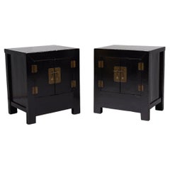 Paire de coffres à verrouillage chinois en laque noire, vers 1850
