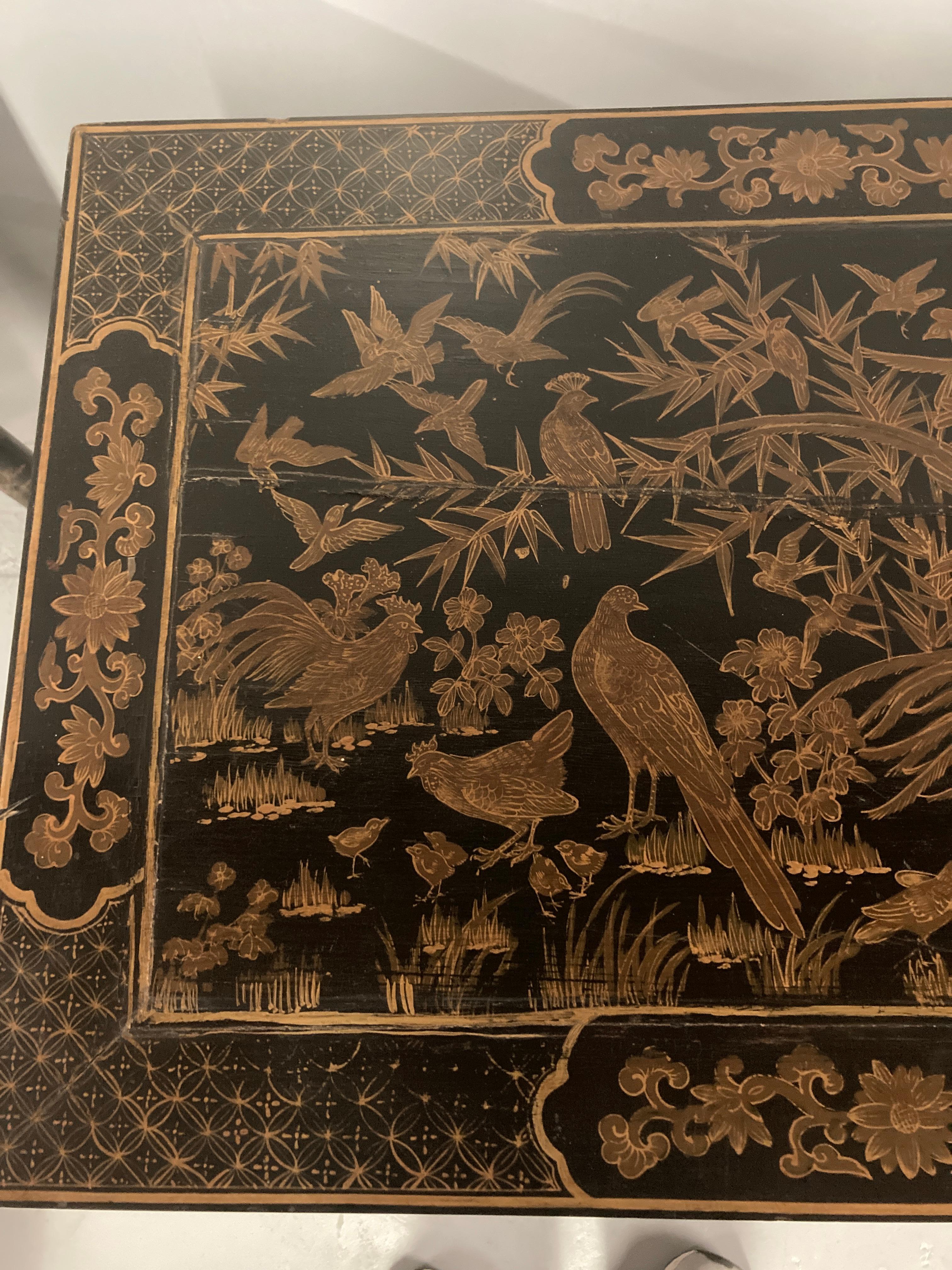 Pair of Chinese Black Lacquer Tables with Gilded Decoration In Good Condition In Dallas, TX