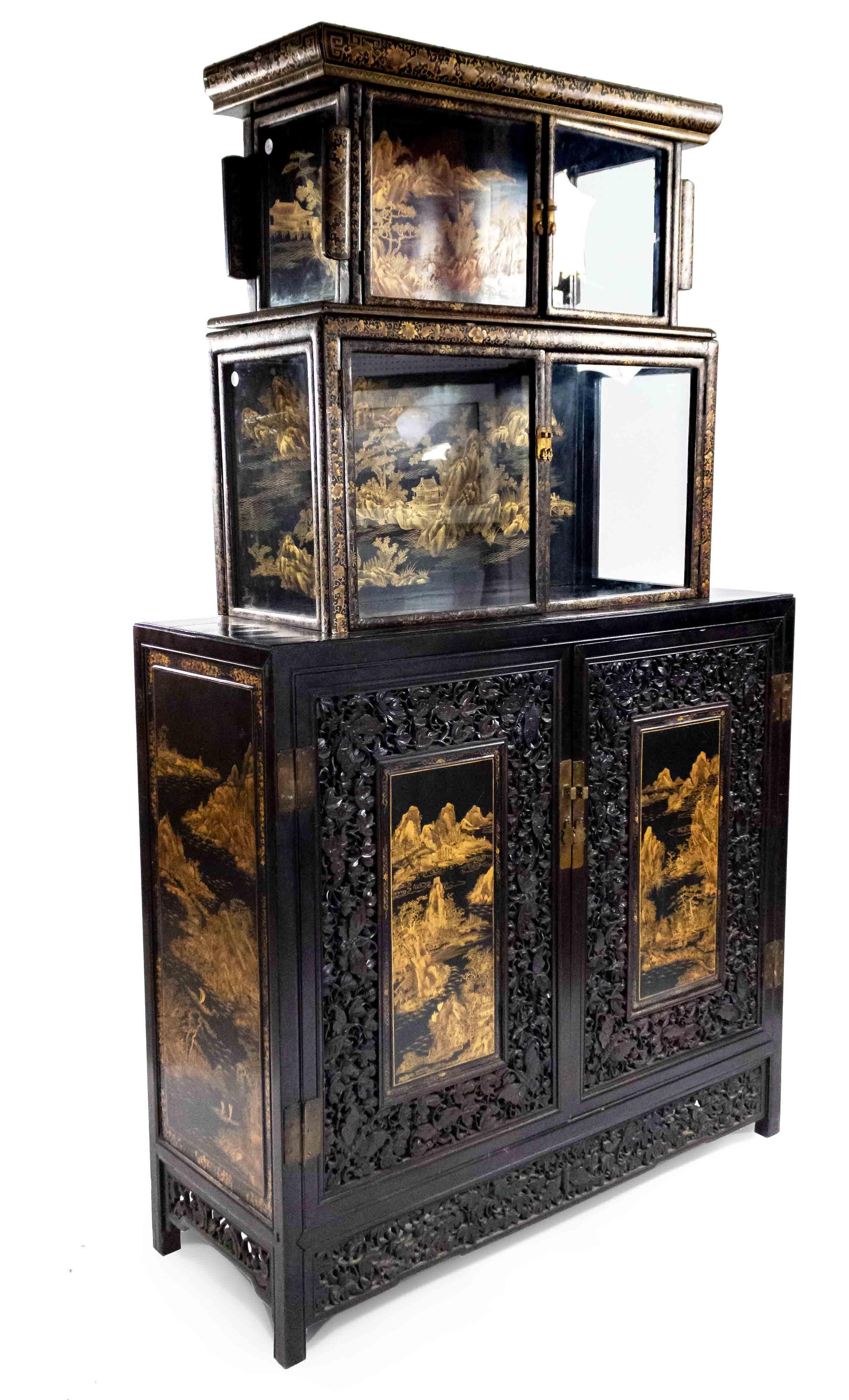 Pair of 20th Century Chinese Black and Gold Lacquered Three-Tiered Cabinets For Sale 1
