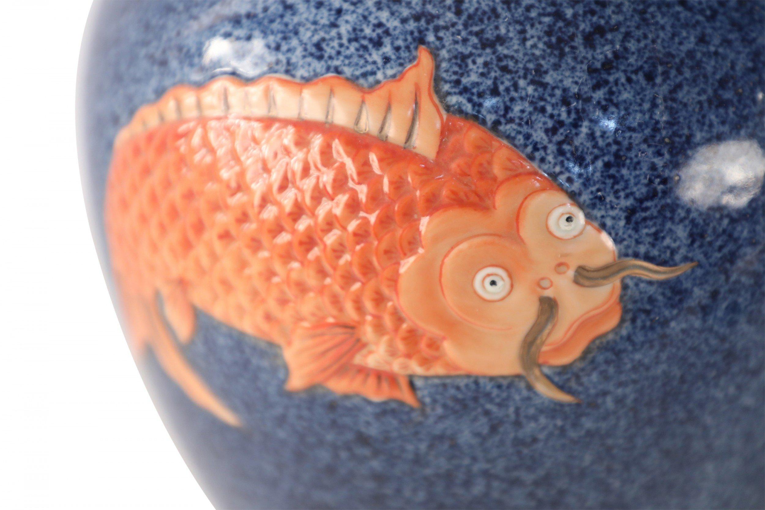 Pair of Chinese Blue and Orange Fish Design Lidded Porcelain Jars For Sale 3