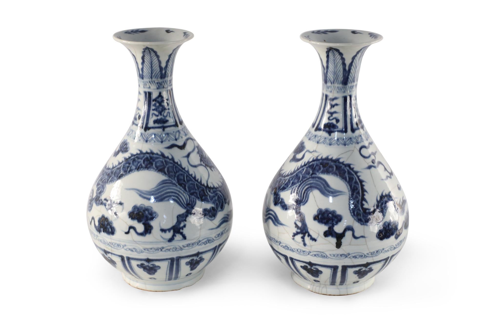 Pair of Chinese Blue and White Dragon Motif Jade Pot Spring Bottle Vases In Good Condition In New York, NY