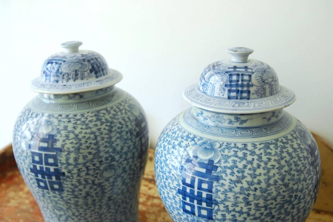 Pair of Chinese Blue and White Ginger Jar Vases In Excellent Condition In Rio Vista, CA