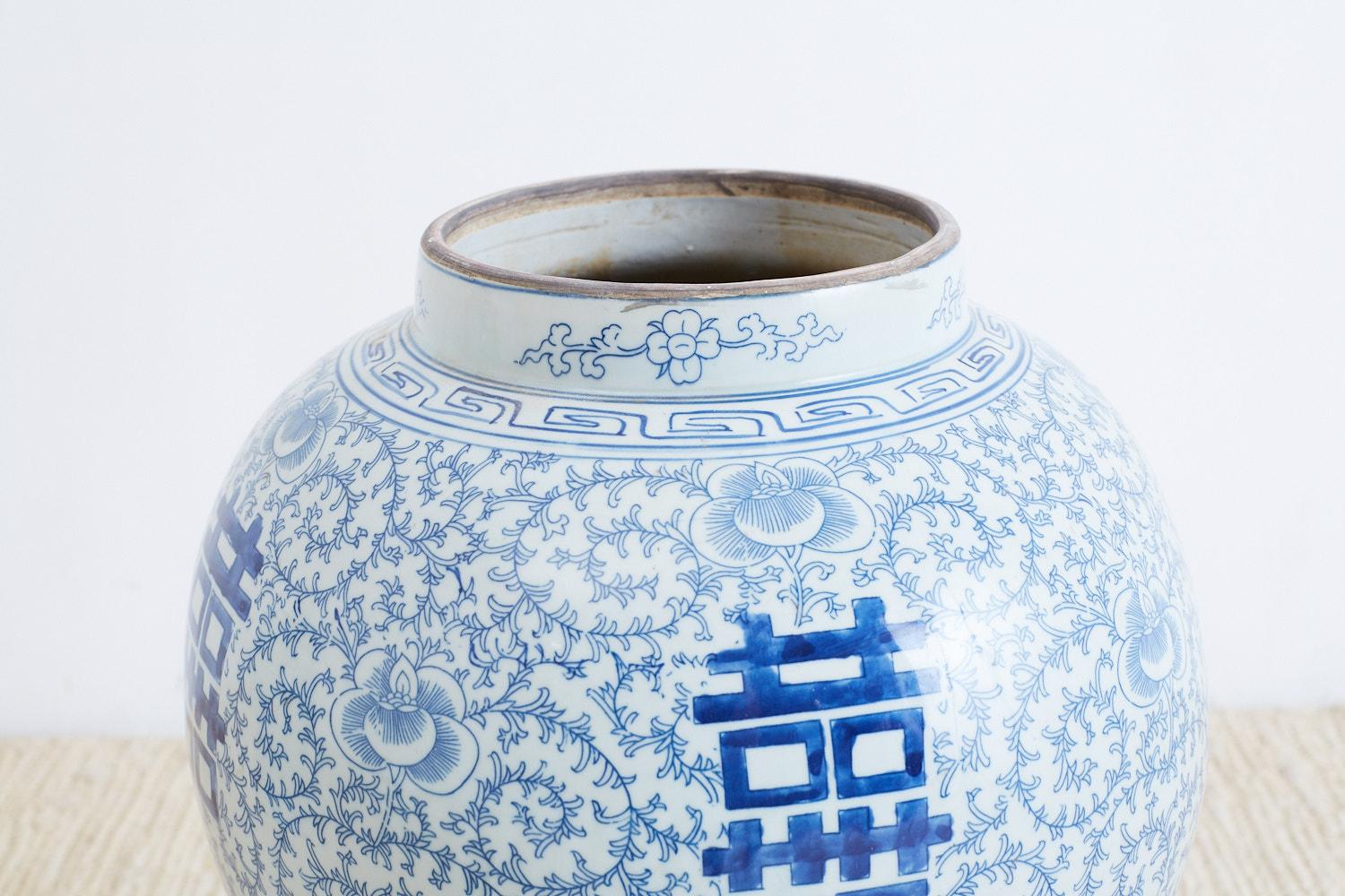 Pair of Chinese Blue and White Ginger Jars 3