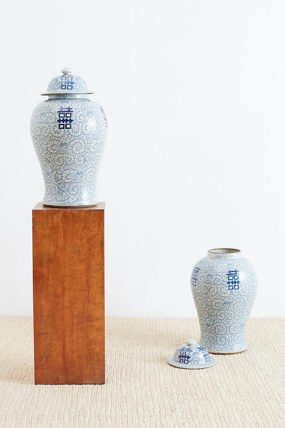 Pair of Chinese Blue and White Ginger Jars 8