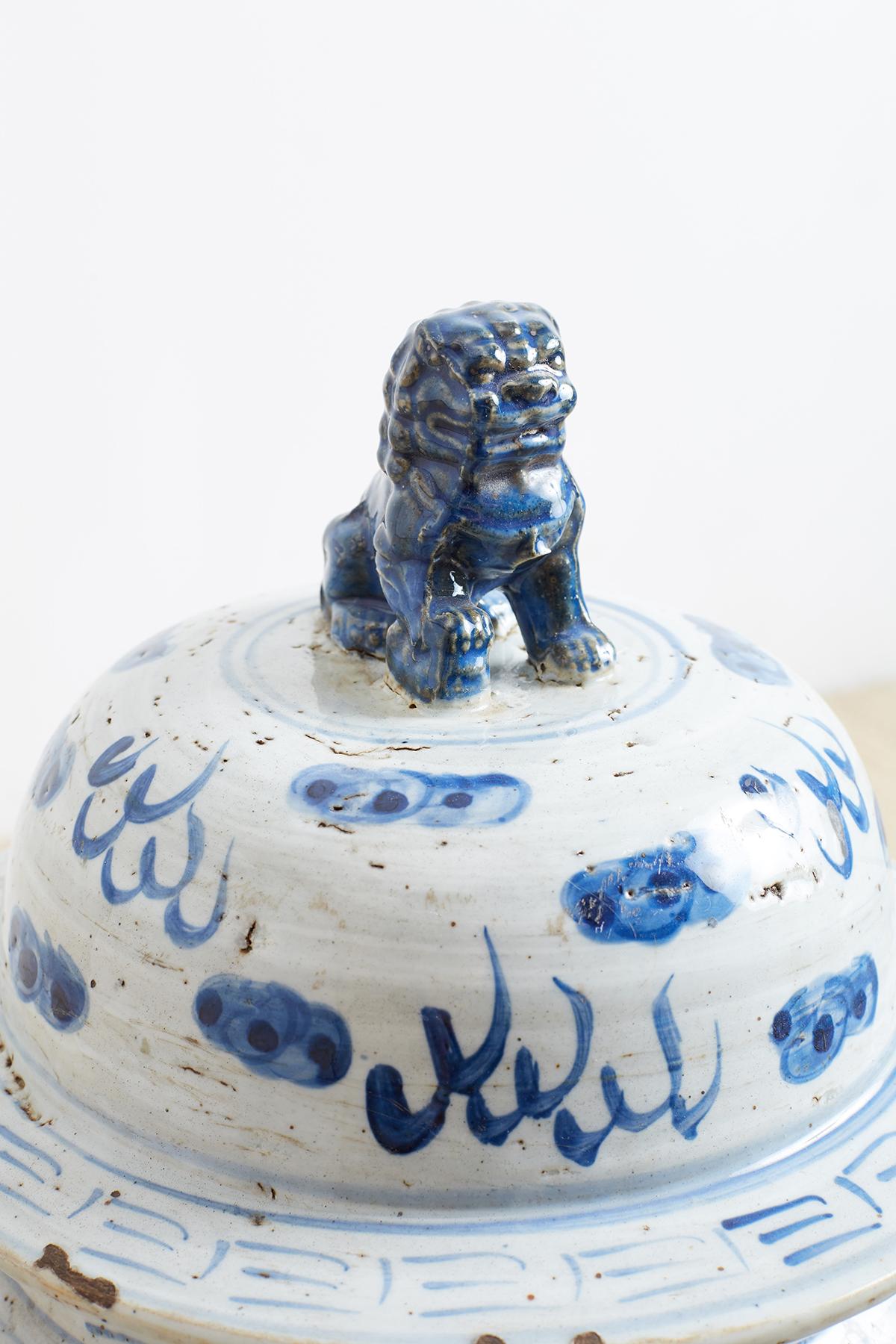 blue and white foo dogs
