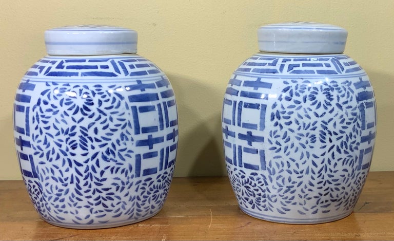 Glazed Pair of Chinese Blue and White Hand Decorated Porcelain Ginger Jar, 20th For Sale