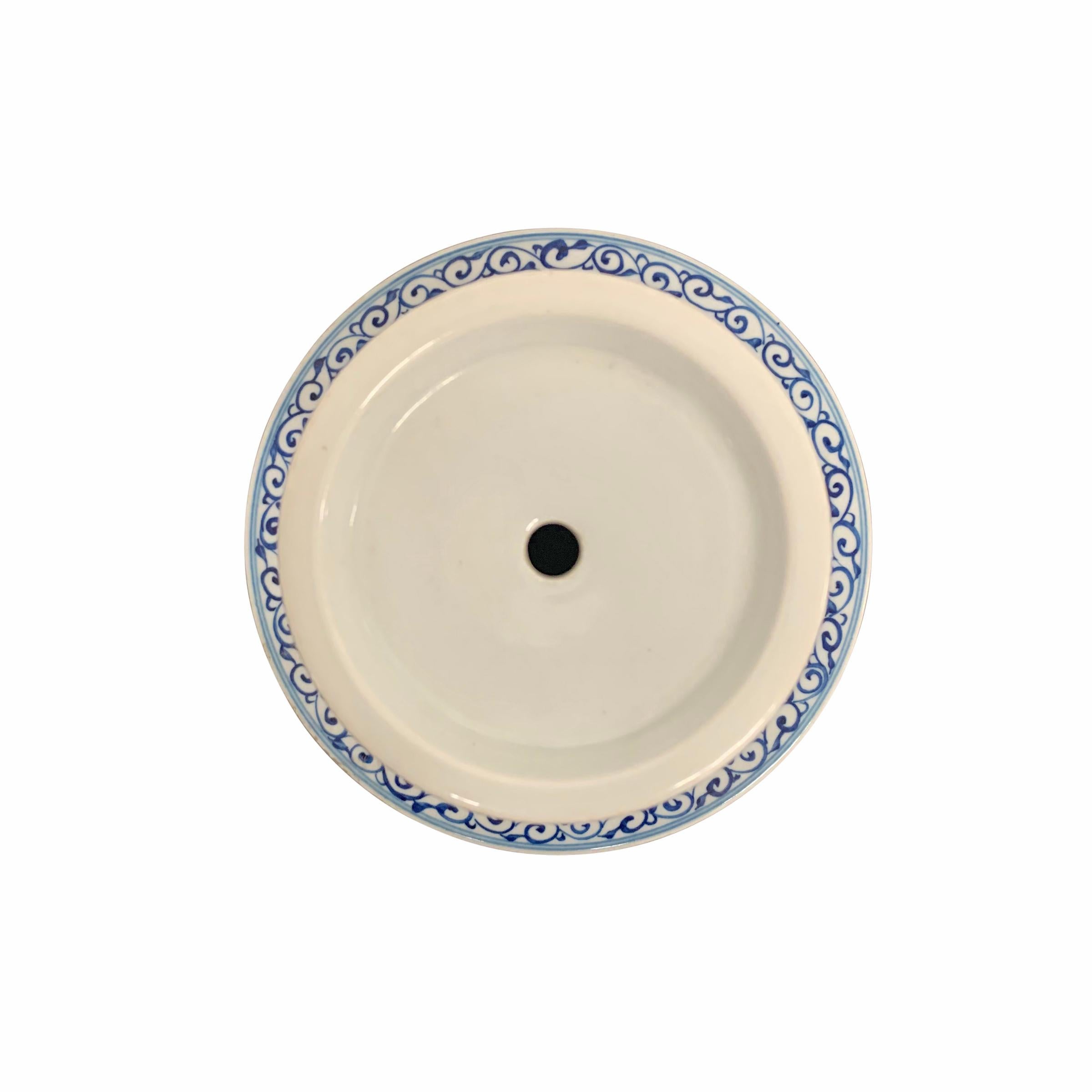 Pair of Chinese Blue and White Lamps 3