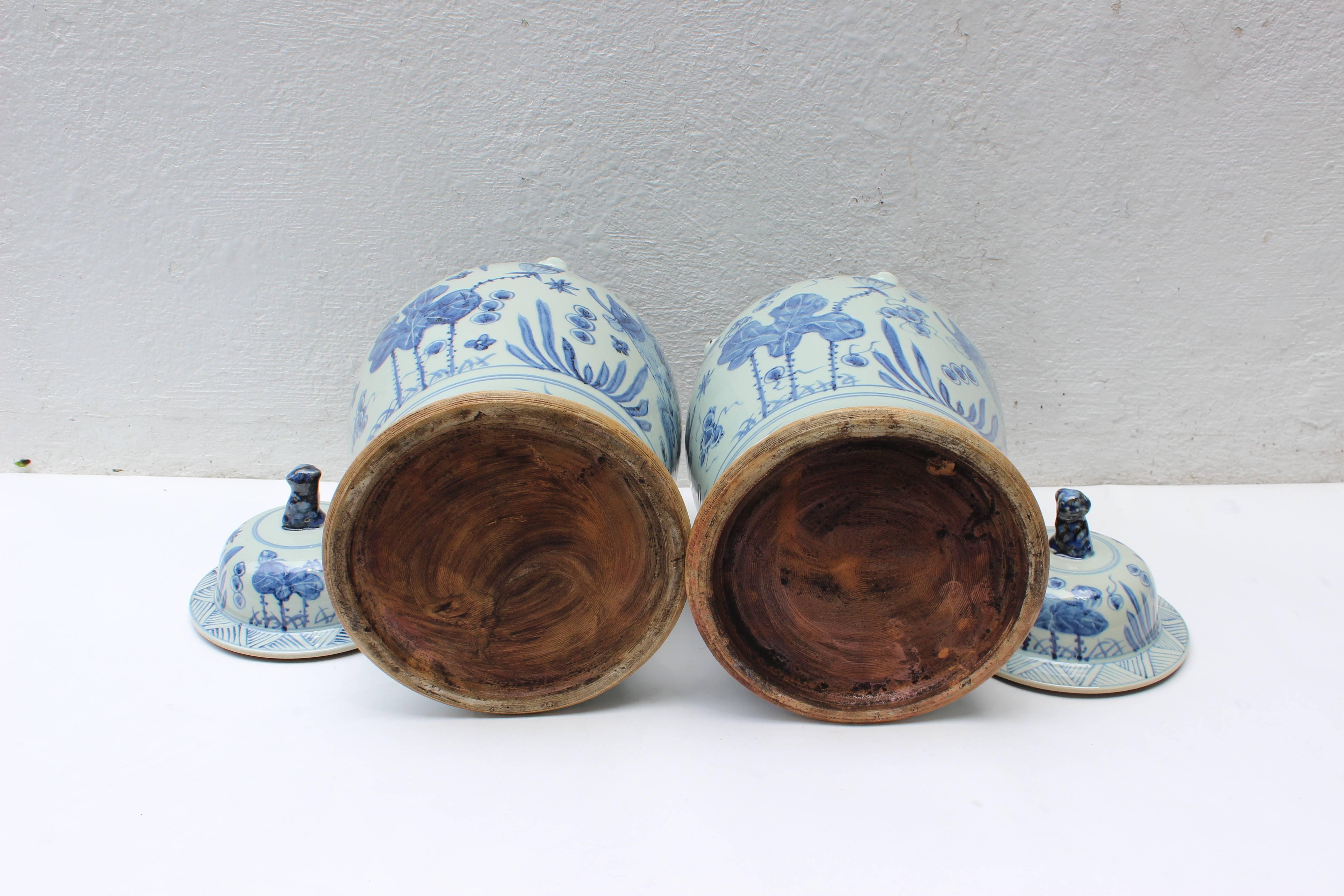 Pair of Chinese Blue and White Lidded Jars 3