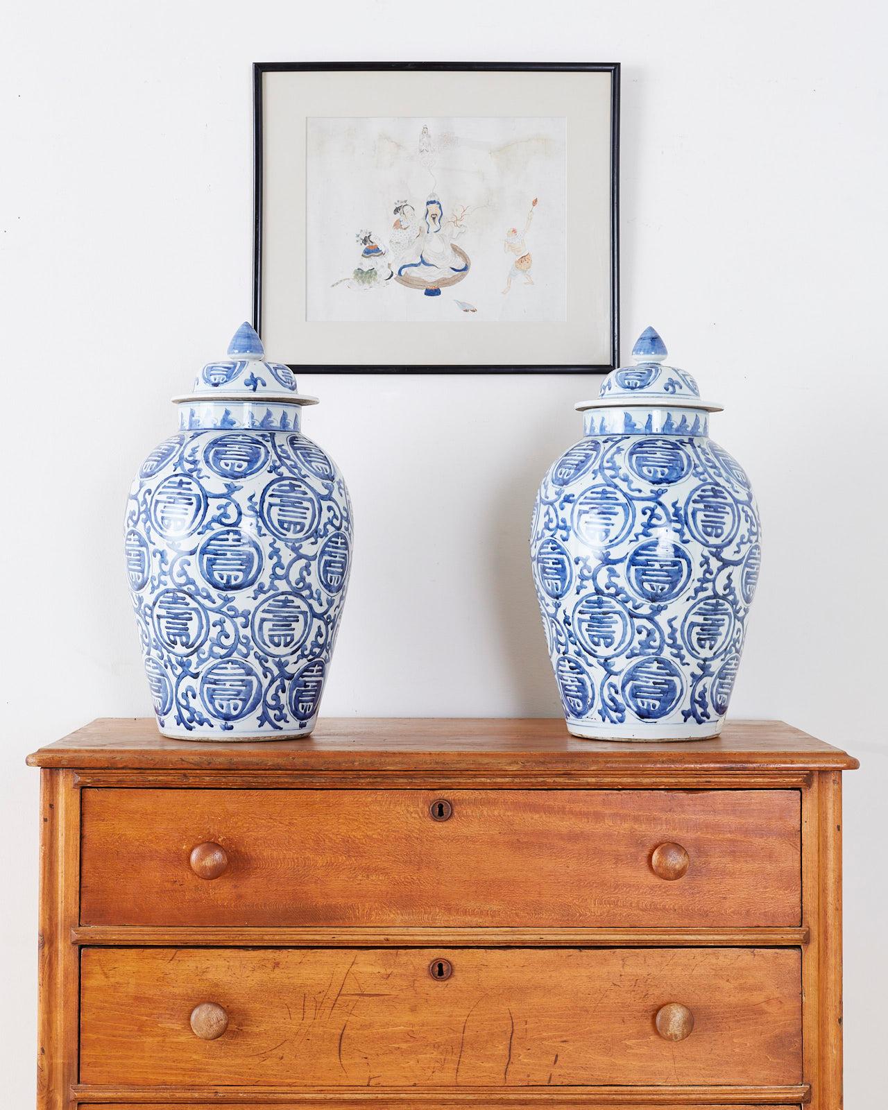 20th Century Pair of Chinese Blue and White Porcelain Ginger Jars