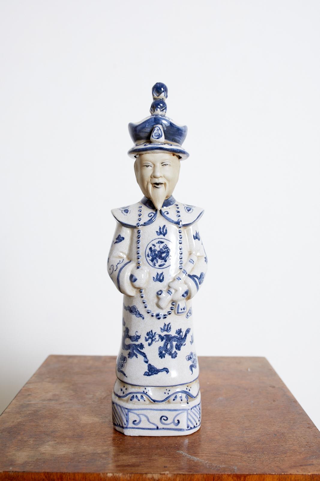 20th Century Pair of Chinese Blue and White Porcelain Official Figures