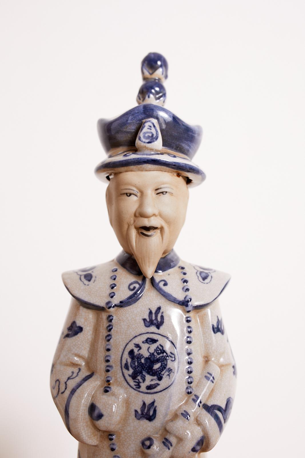 Pair of Chinese Blue and White Porcelain Official Figures 2