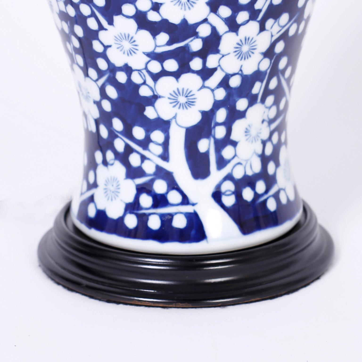 Pair of Chinese Blue and White Porcelain Table Lamps In Good Condition In Palm Beach, FL