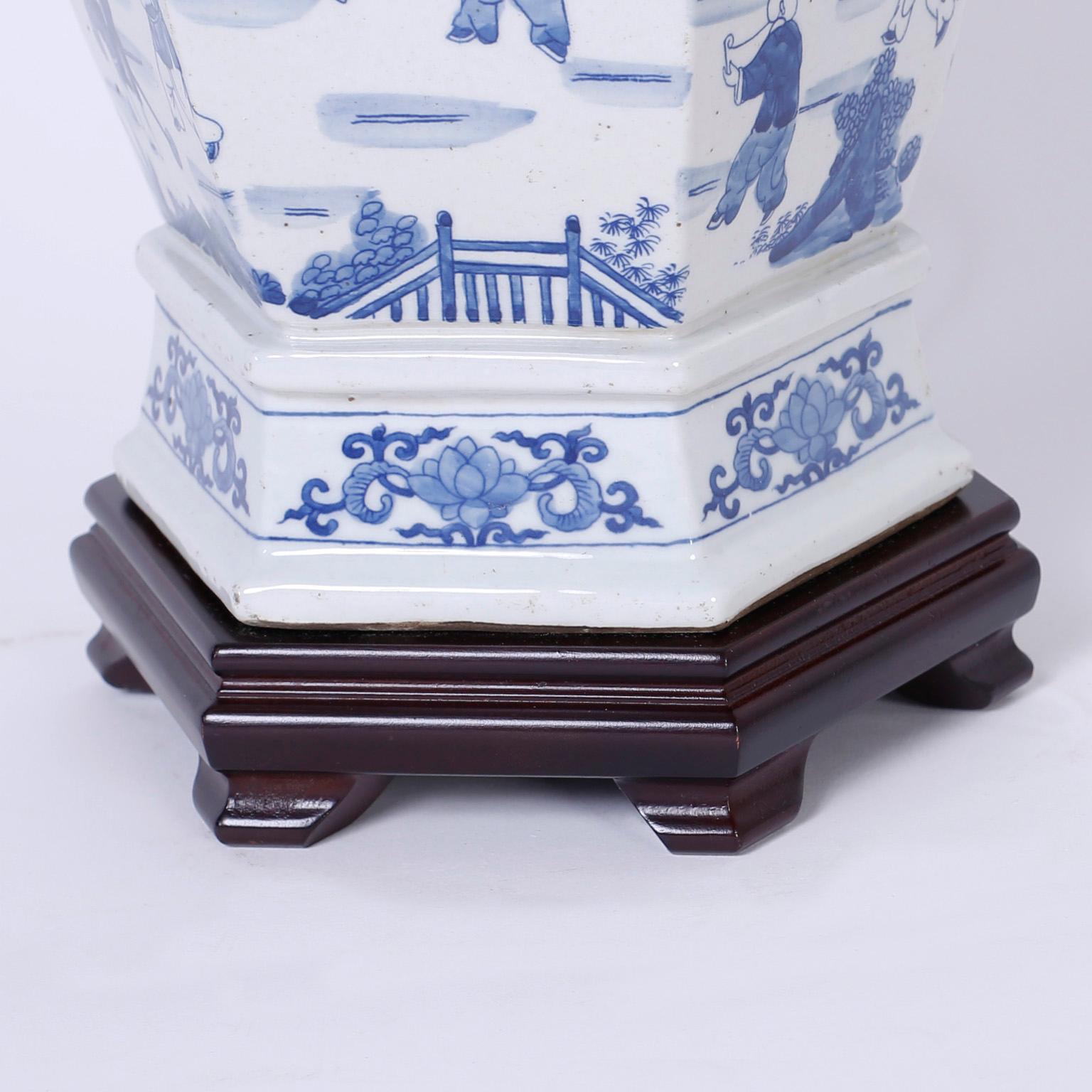 Hand-Painted Pair of Chinese Blue and White Porcelain Table Lamps