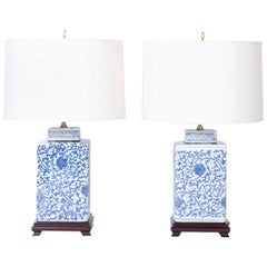 Paire de lampes de table chinoises en porcelaine bleue et blanche
