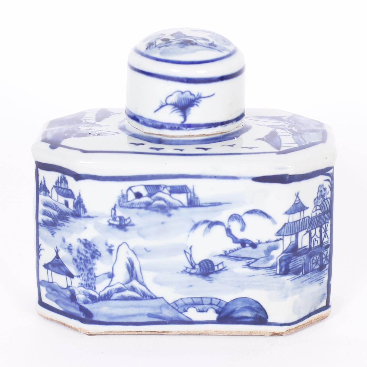 Pair of Chinese Blue and White Porcelain Tea Caddies with Landscapes In New Condition In Palm Beach, FL