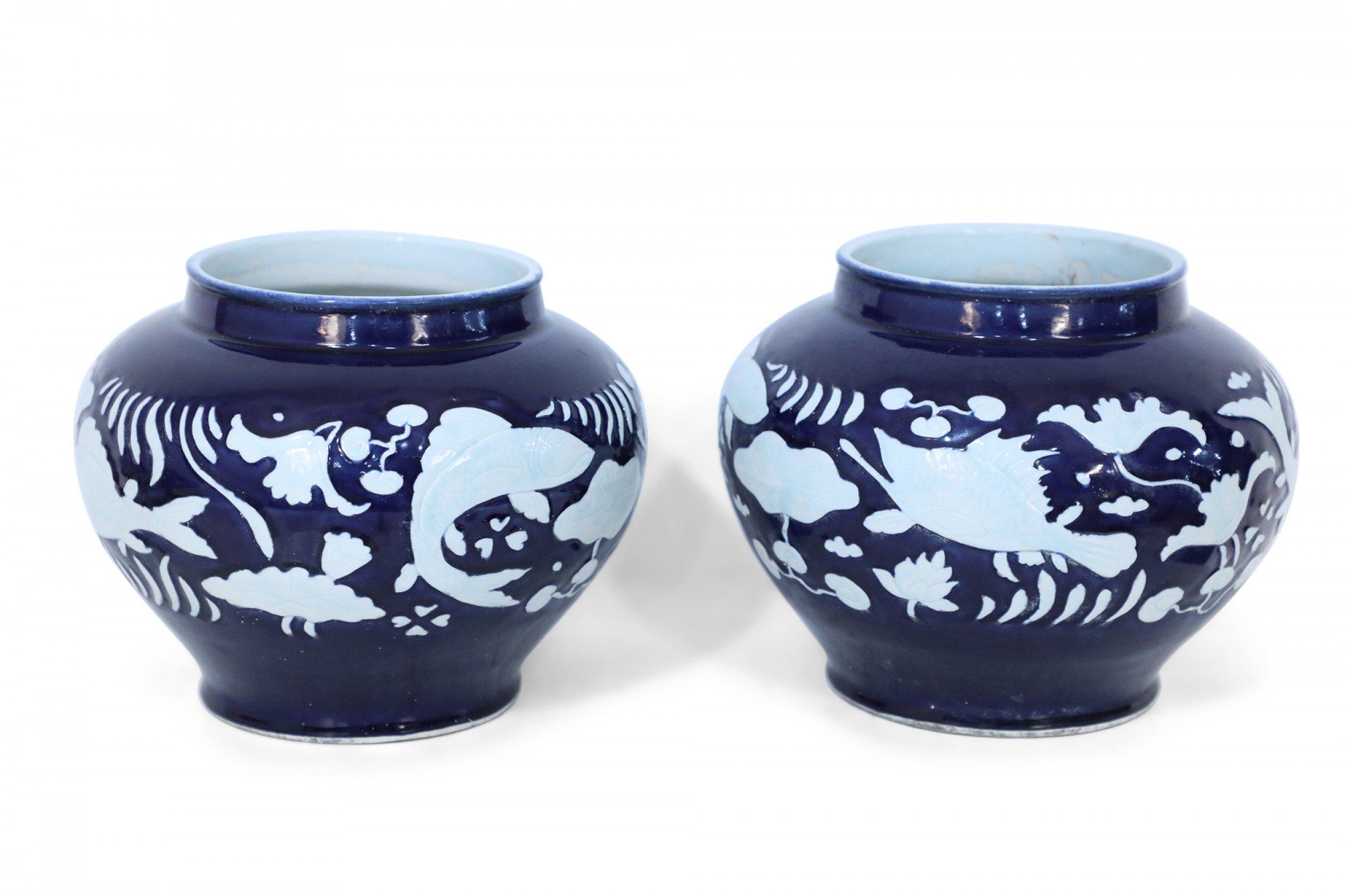 Chinese Export Pair of Chinese Blue and White Underwater Motif Porcelain Pots