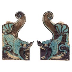 Coppia di tegole cinesi Chiwen smaltate di blu, 1750 circa